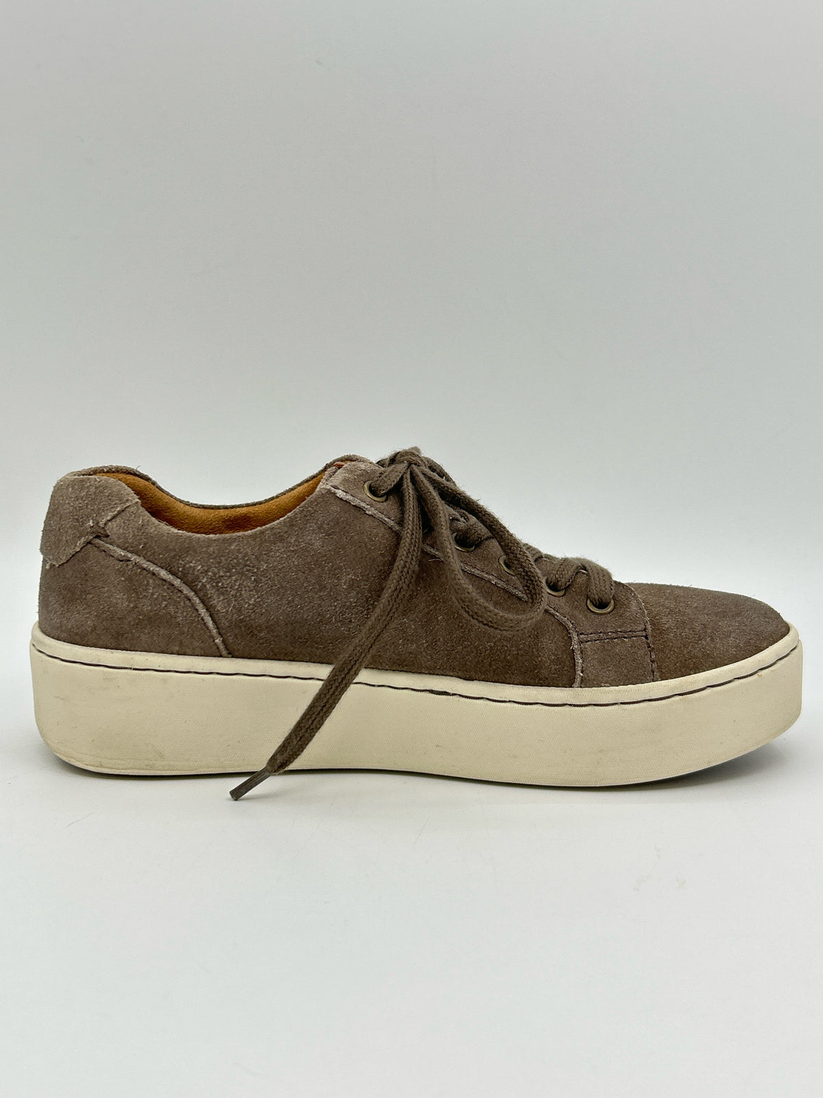 BORN Size 6.5M Brown Women Sneakers