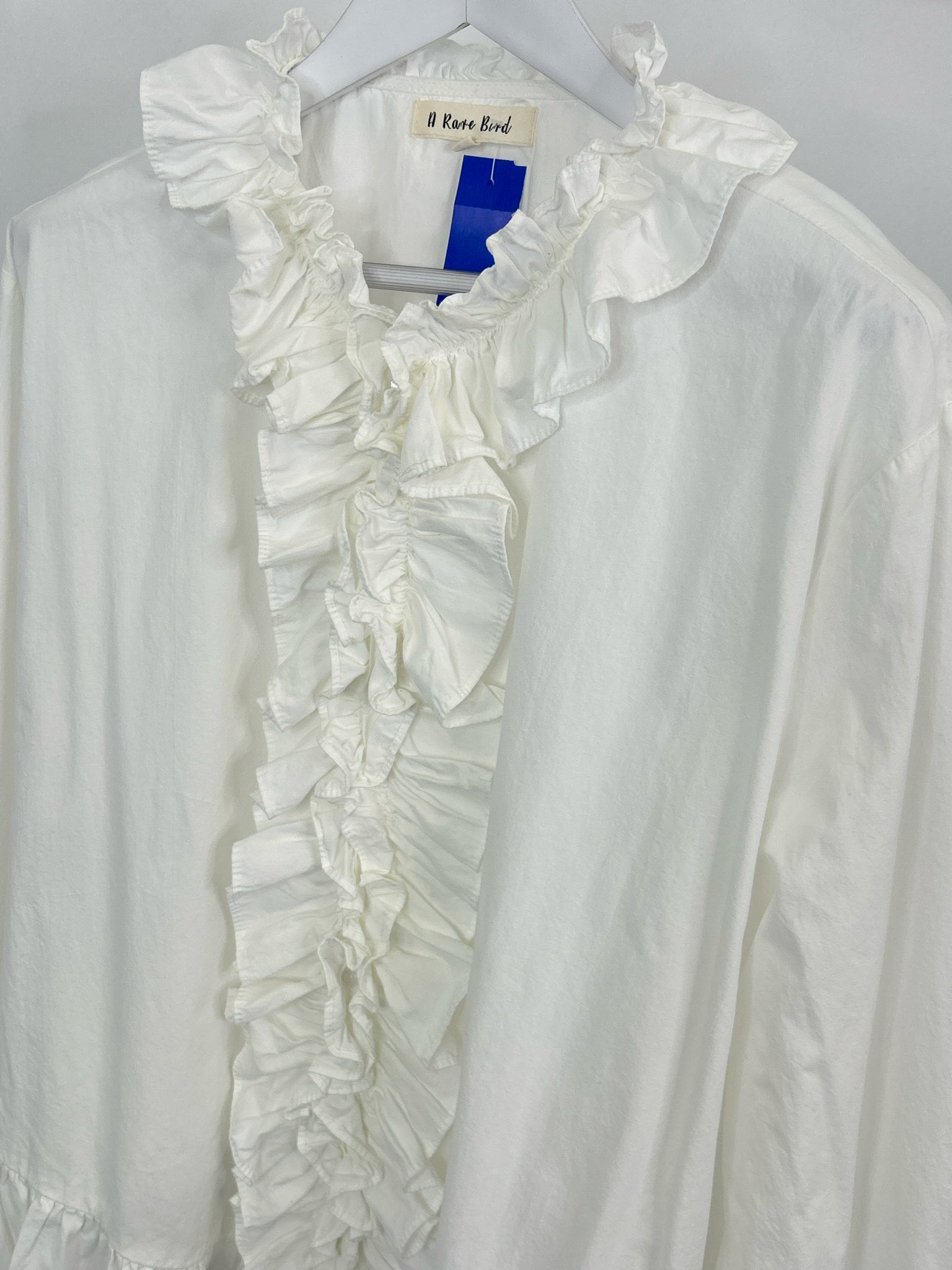 A RARE BIRD Size One Size White Women Shirt