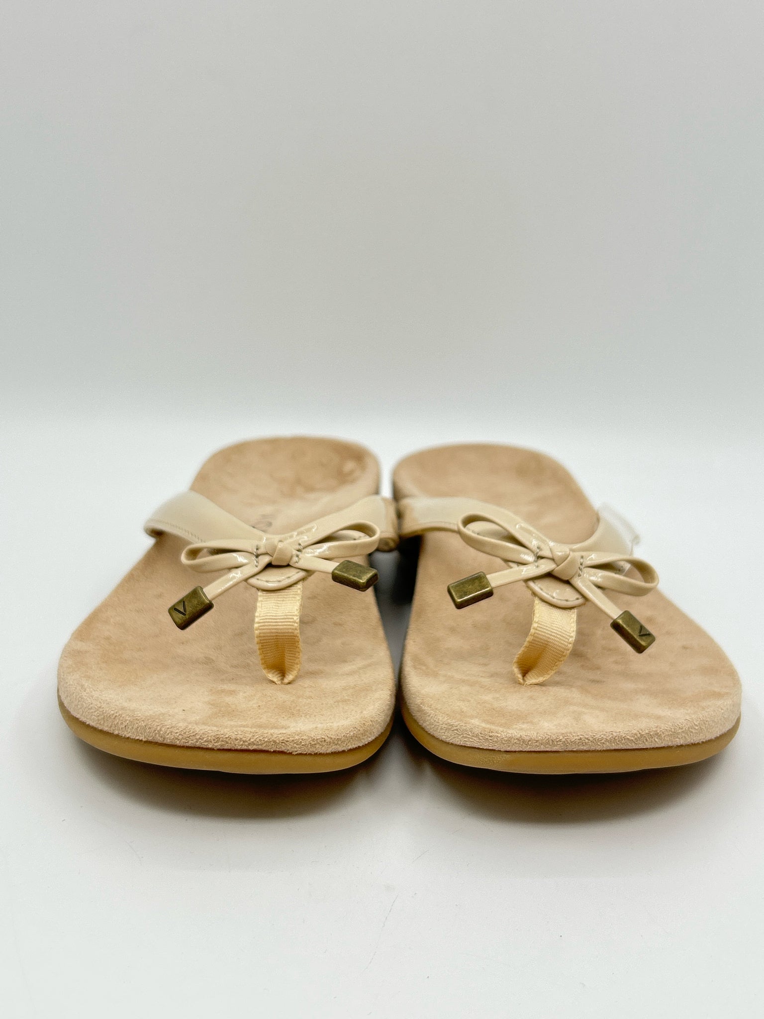 VIONIC Size 8.5 Cream Women Sandal