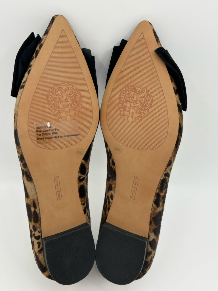 VINCE CAMUTO Women Size 9.5M BROWN & BLACK Flats