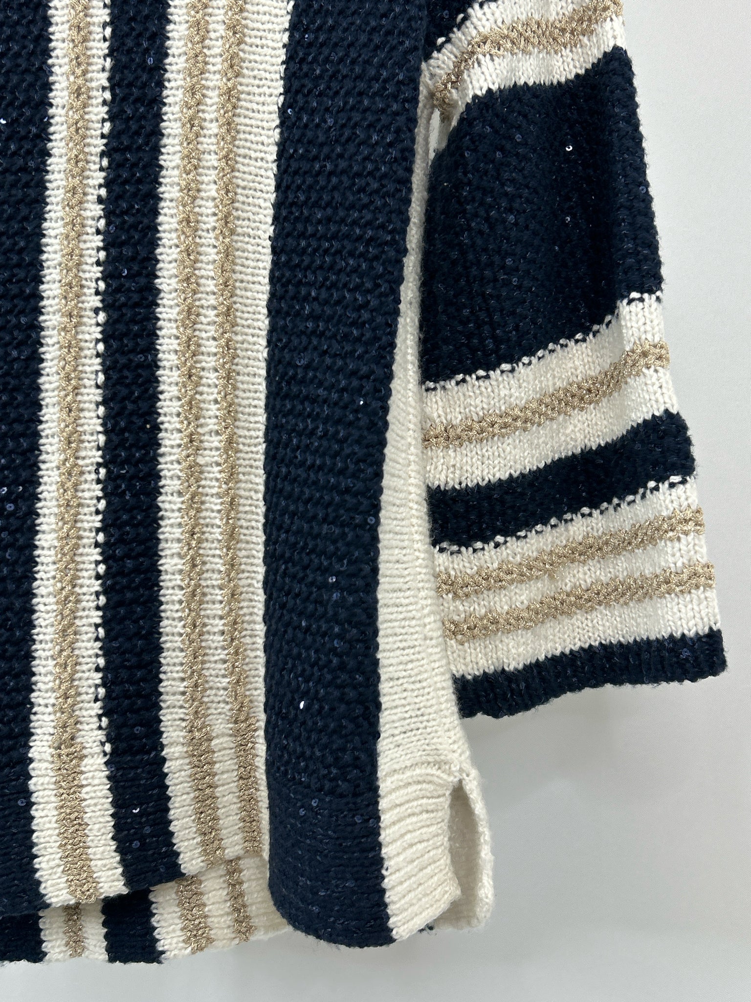 CHICO'S Size S Ivory and Navy Women Sweater