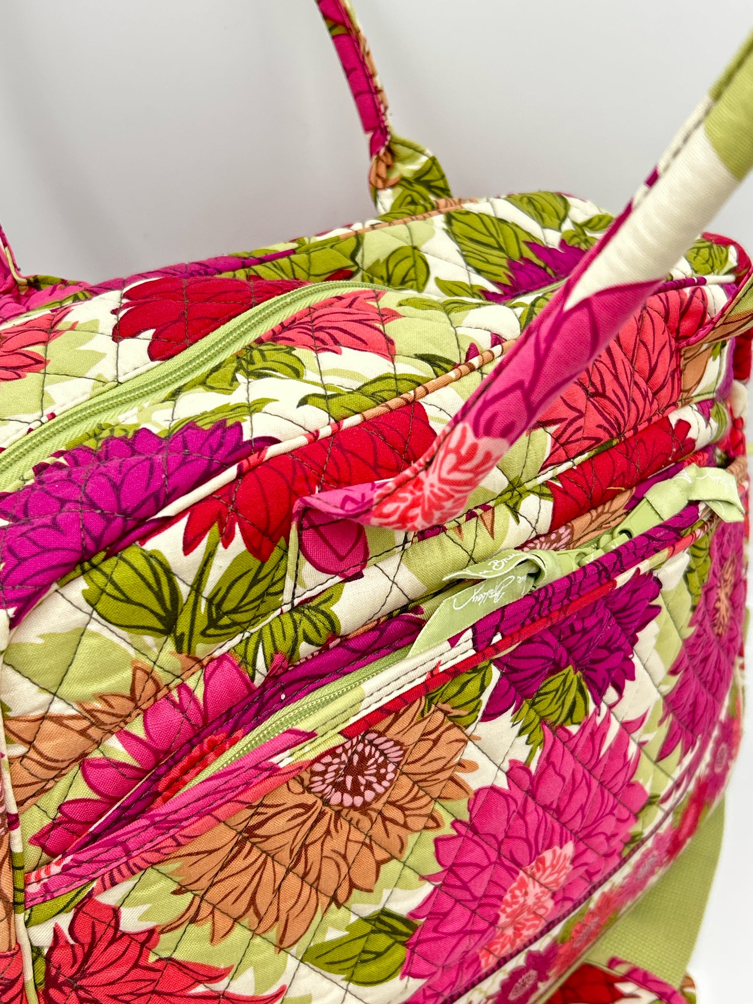 VERA BRADLEY Pink floral Luggage