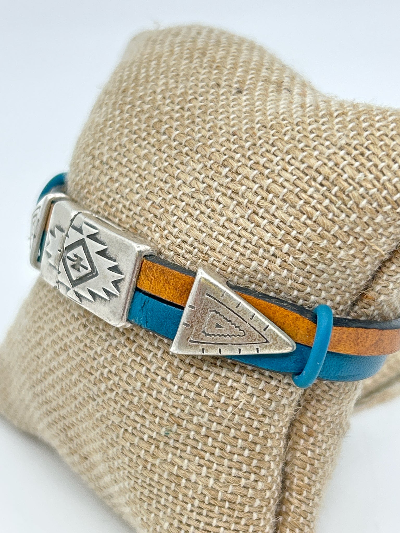 NO BRAND Teal & Tan Bracelet