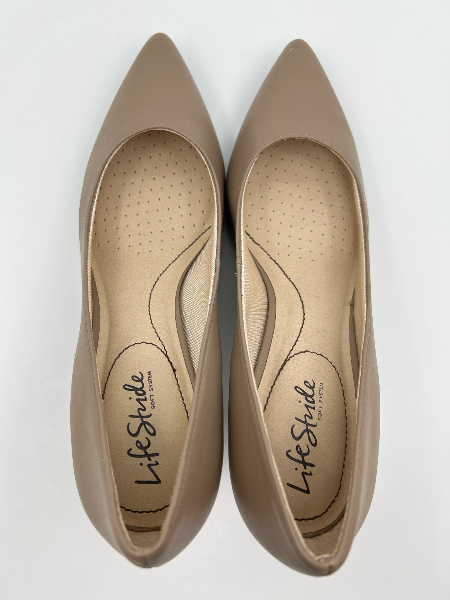 LIFE STRIDE Size 8.5M Taupe Women Pumps NIB