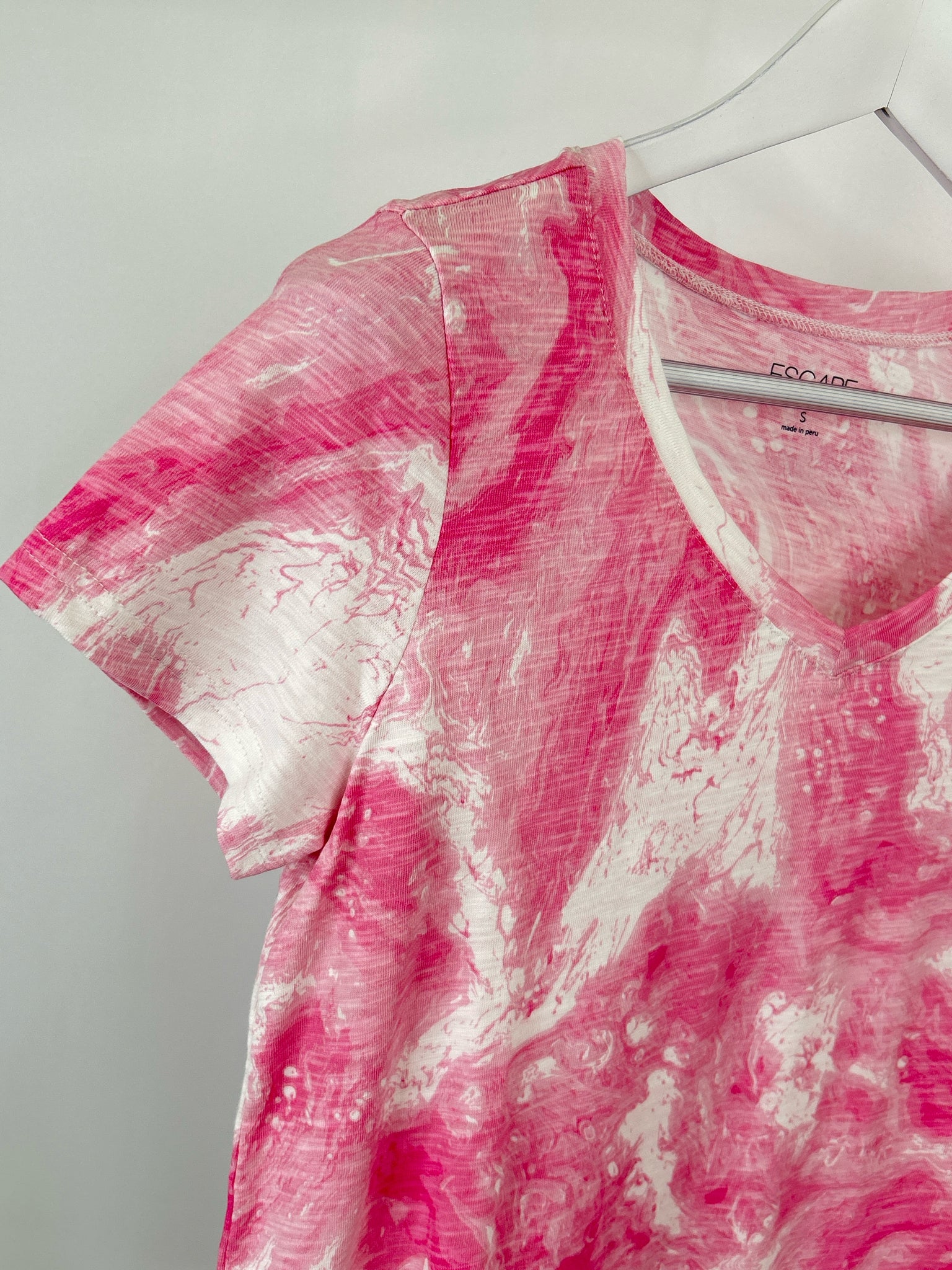 Escape by Habitat Clothes Size S Pink Print Women T-shirt