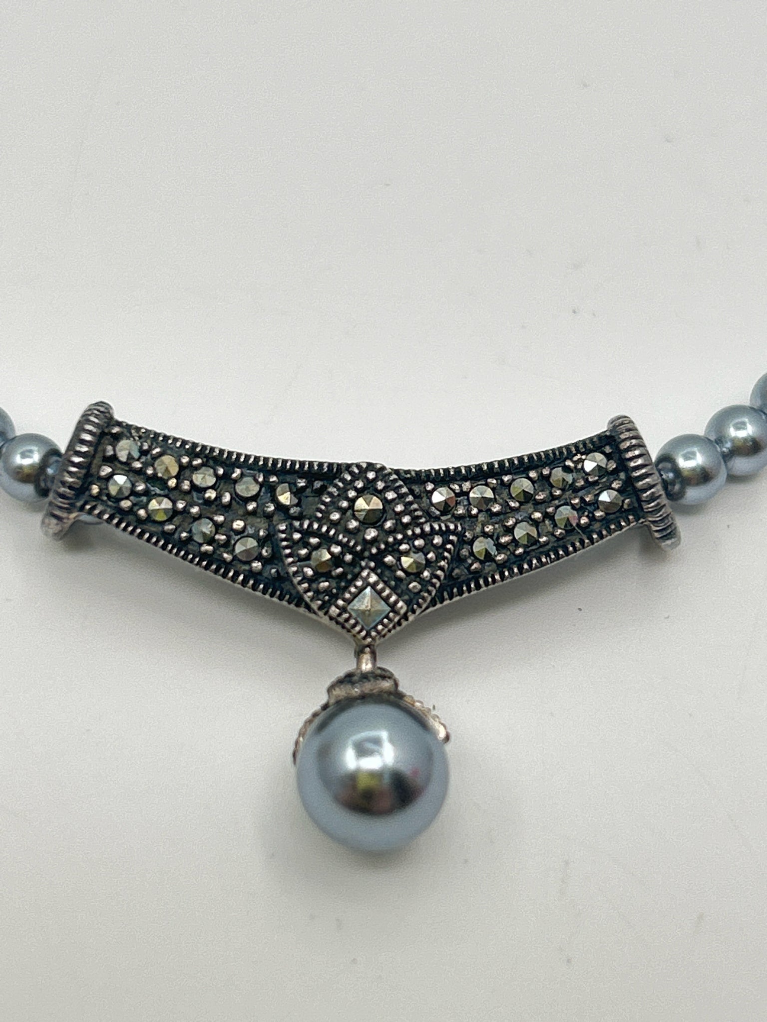 NO BRAND Blue Grey Necklace