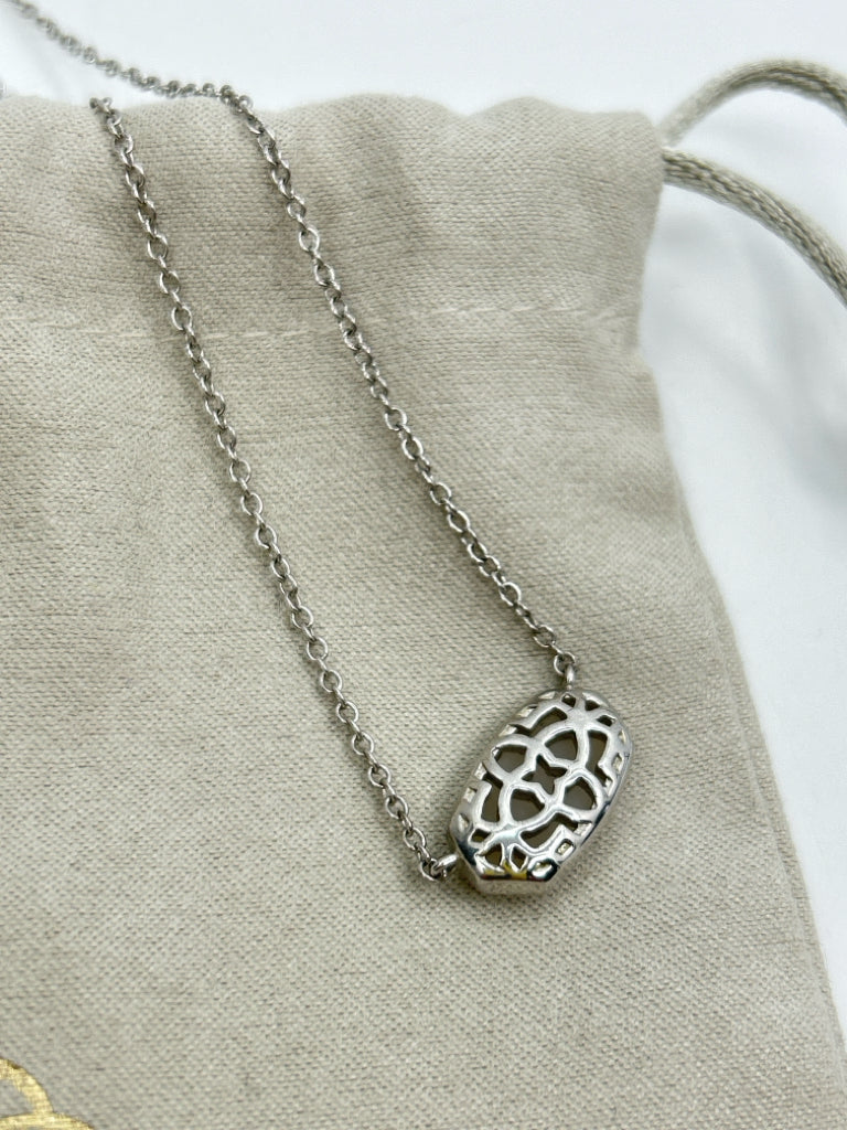 KENDRA SCOTT SILVER AND WHITE Necklace