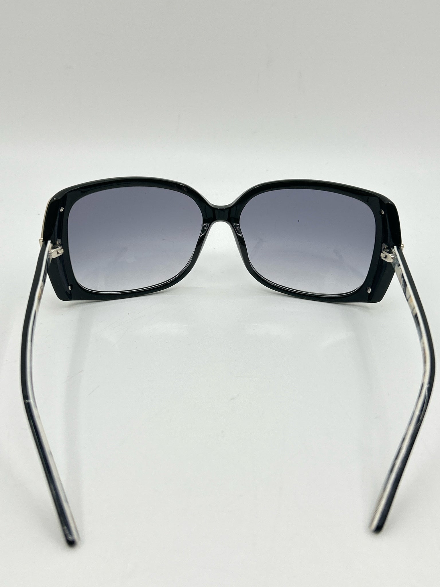 VERA BRADLEY Black Sunglasses