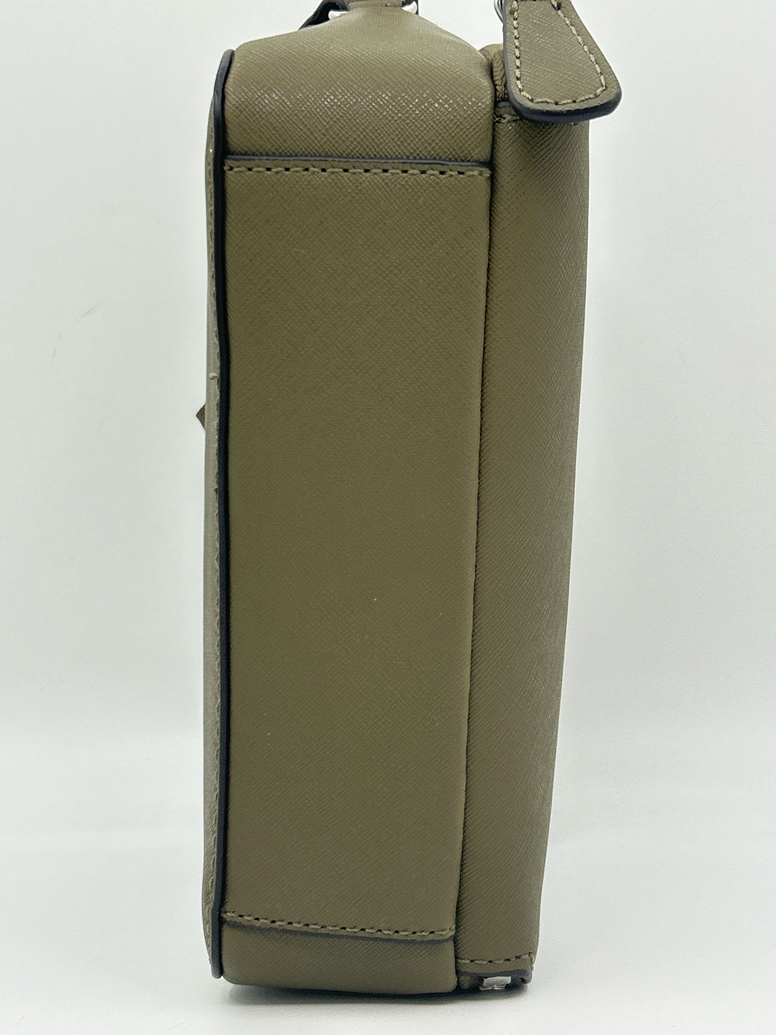 GUESS OLIVE GREEN Women Purse