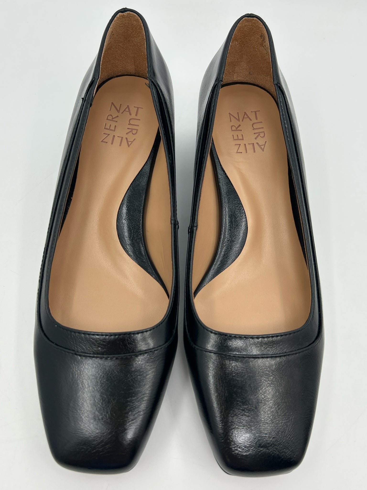 NATURALIZER Size 8W Black Women Pumps