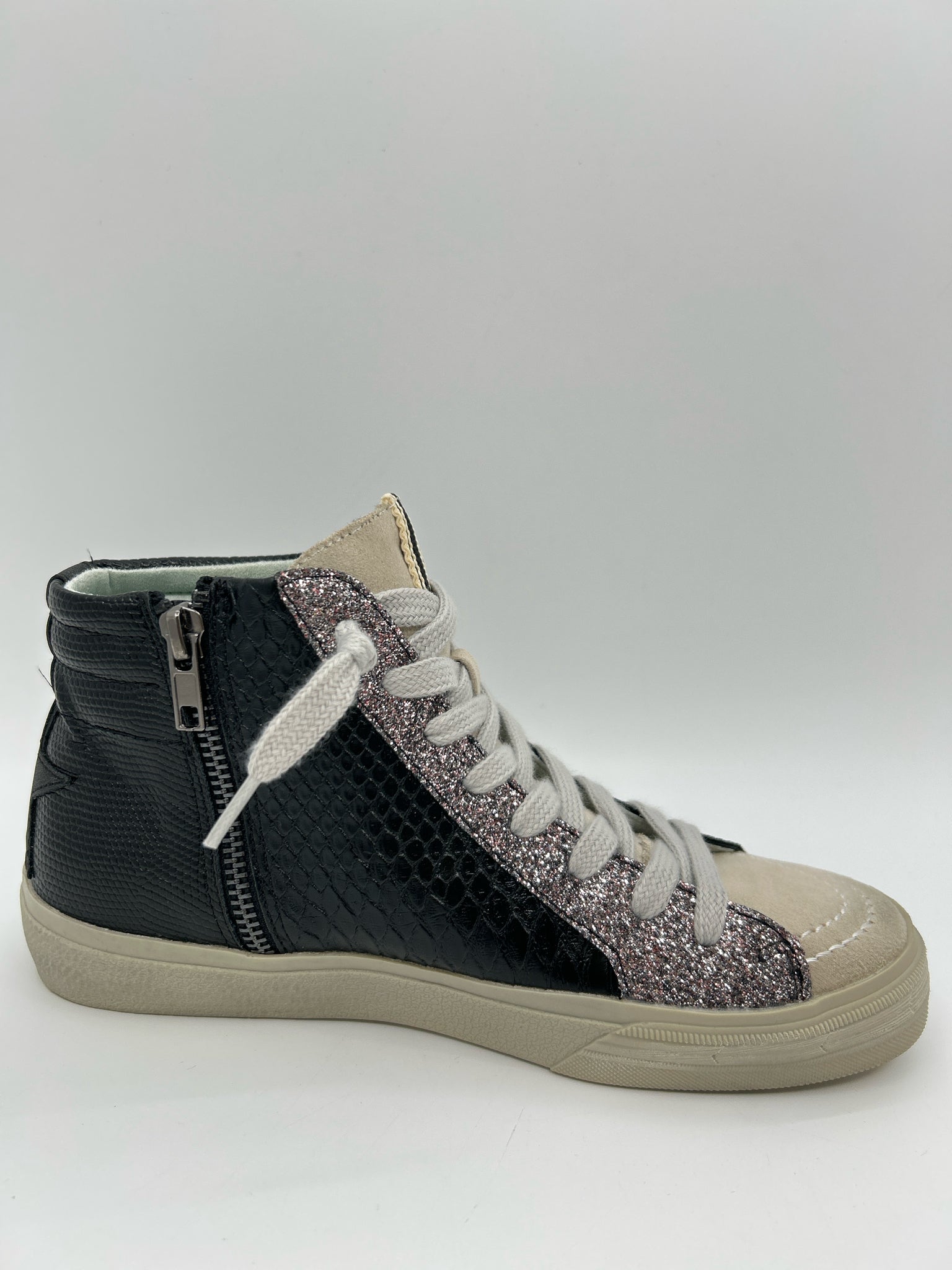 SHU SHOP Size 6 Black Print Women Sneakers