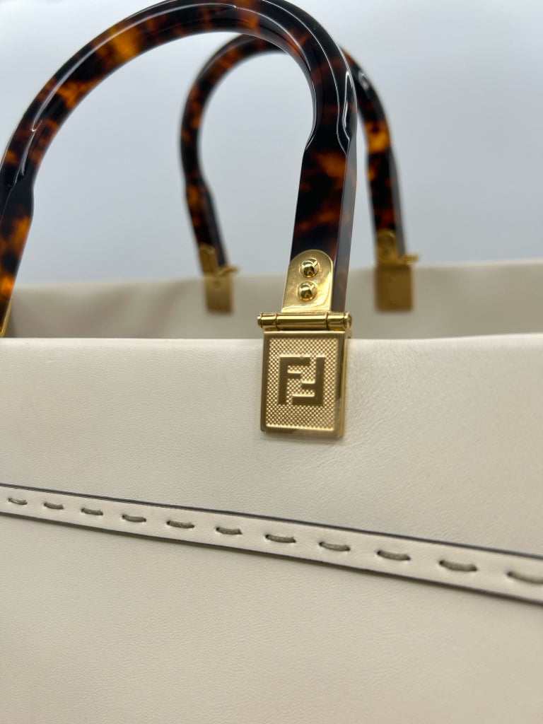FENDI Large Sunshine Shoper Cream Tote