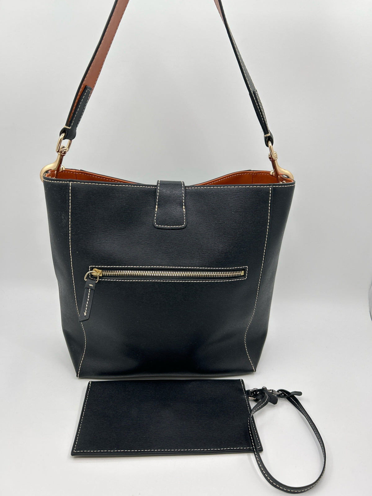 DOONEY & BOURKE Black Women Purse