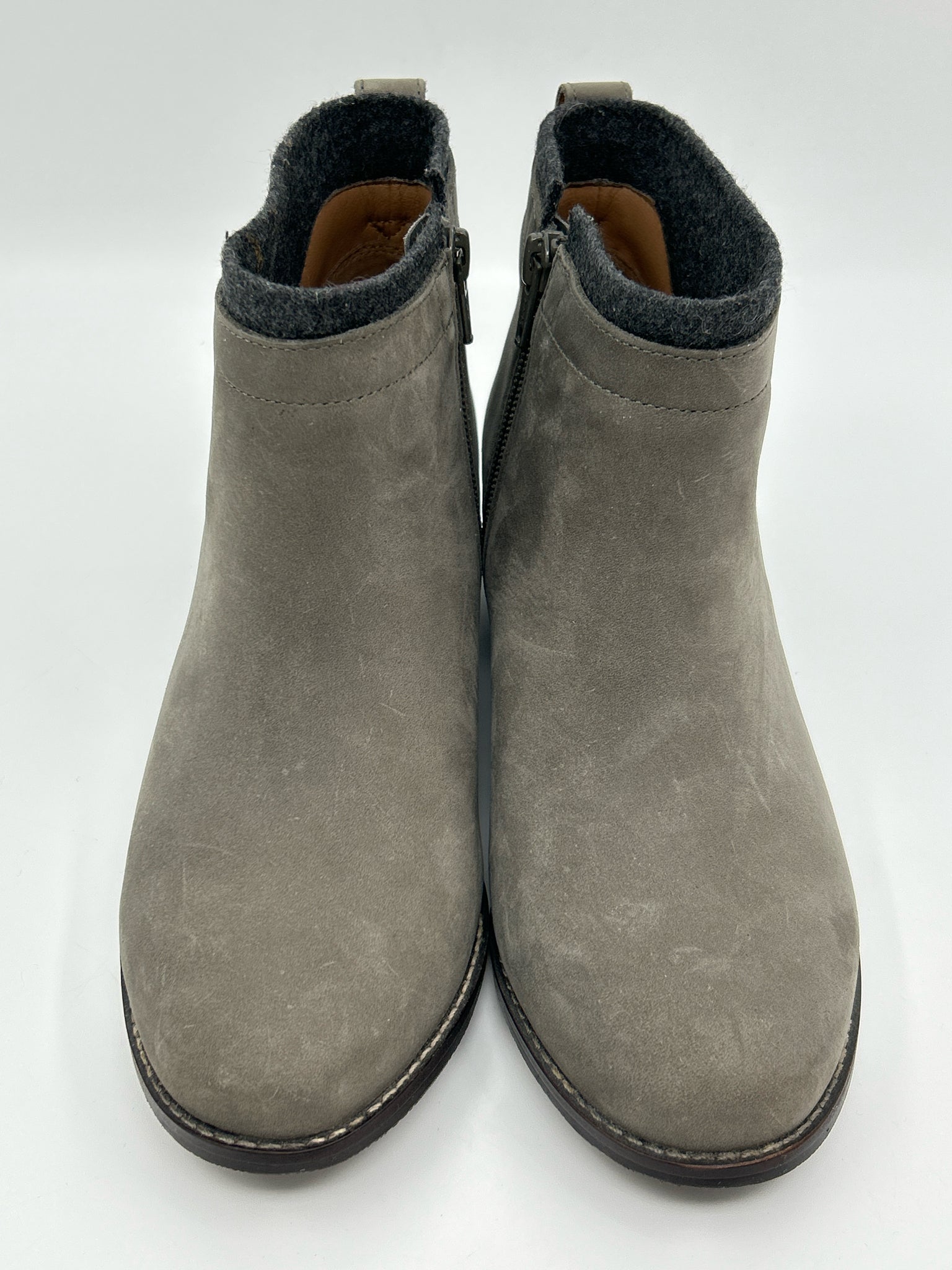 VIONIC Size 7 Grey Women Booties