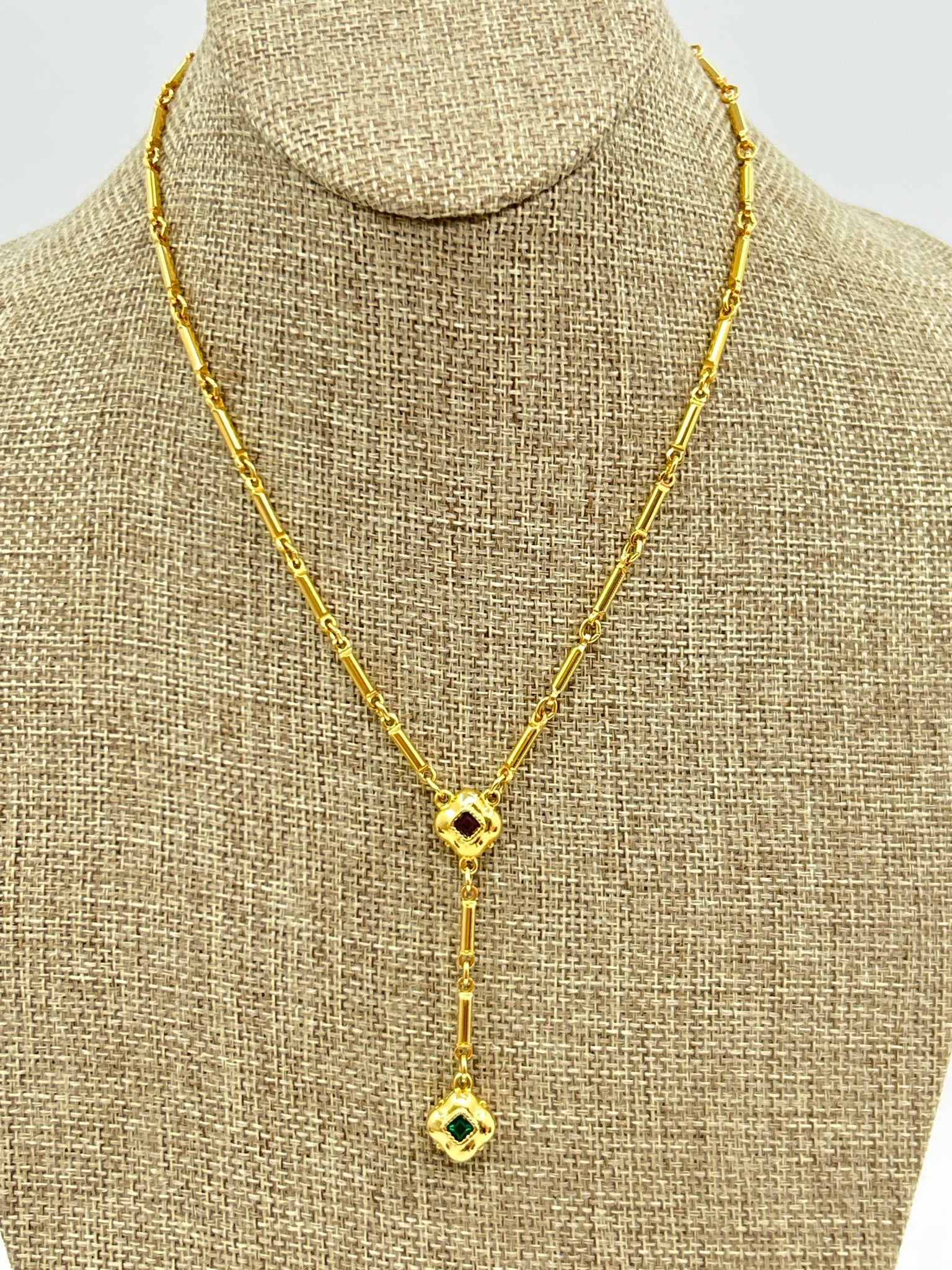 NO BRAND Gold Necklace