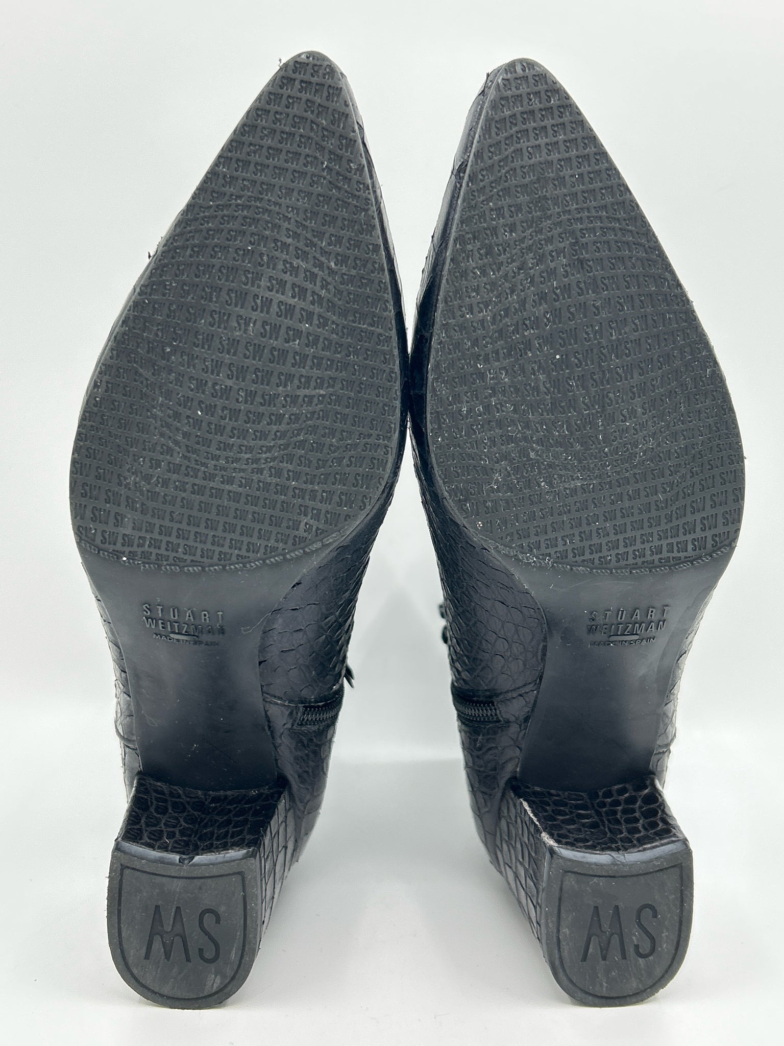 STUART WEITZMAN Size 8M Black Women Booties