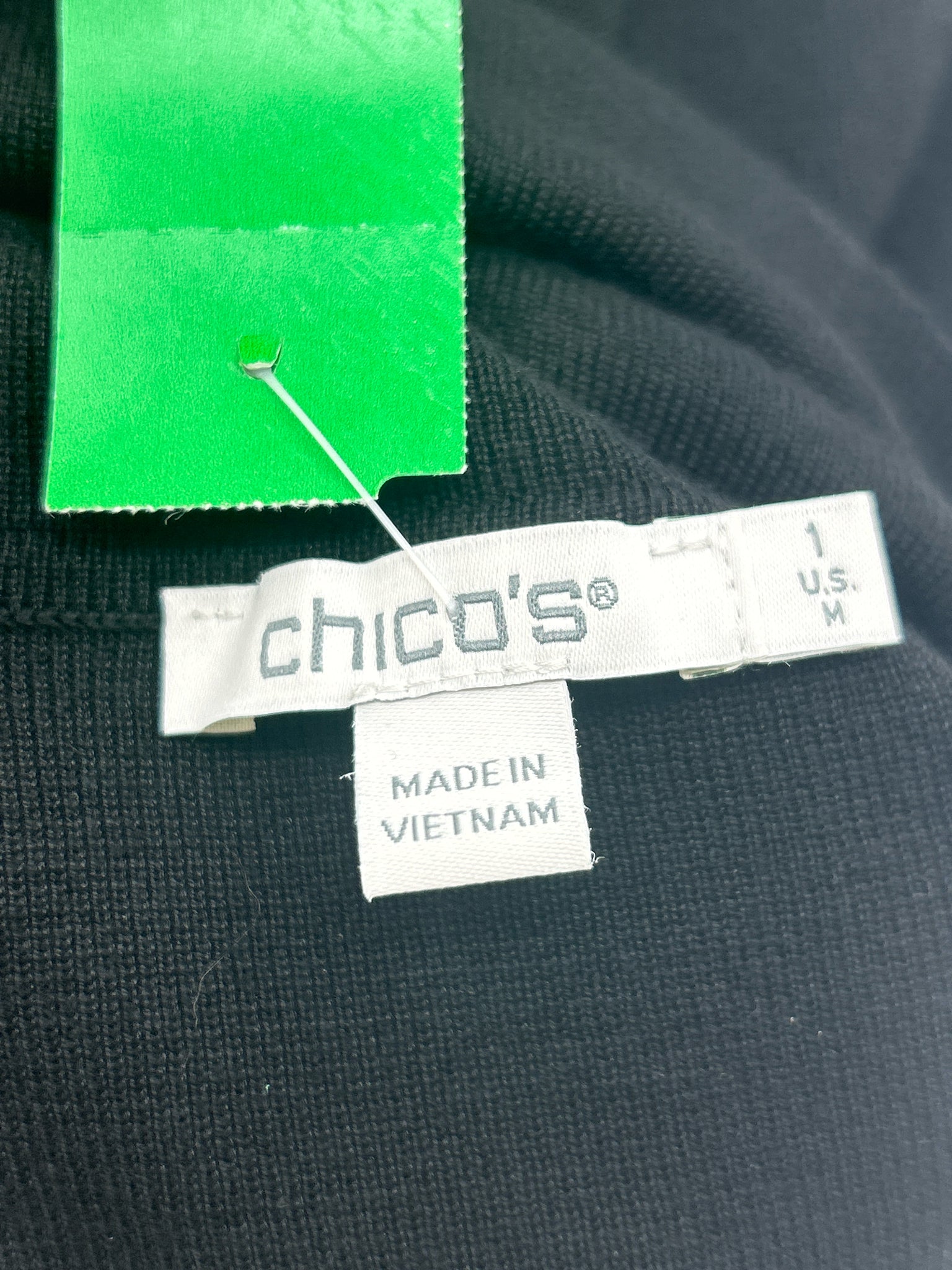 CHICO'S Size M BLACK AND BURGUNDY Women Turtleneck