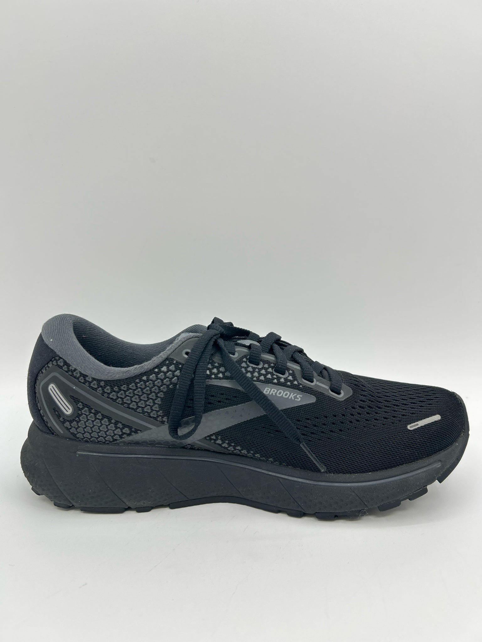 BROOKS Size 8.5B Black Women Sneakers