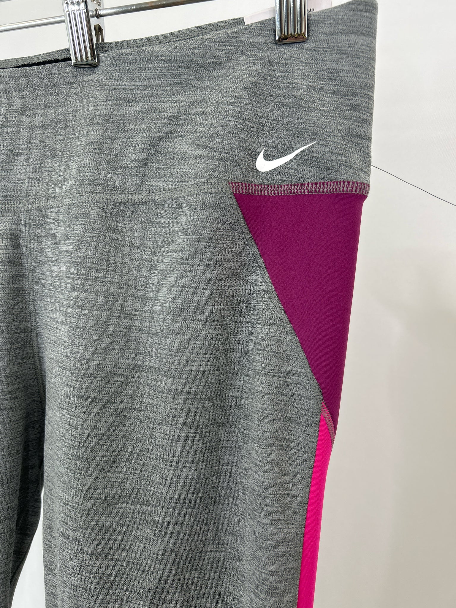 NIKE Size XL Grey Women Legging NWT