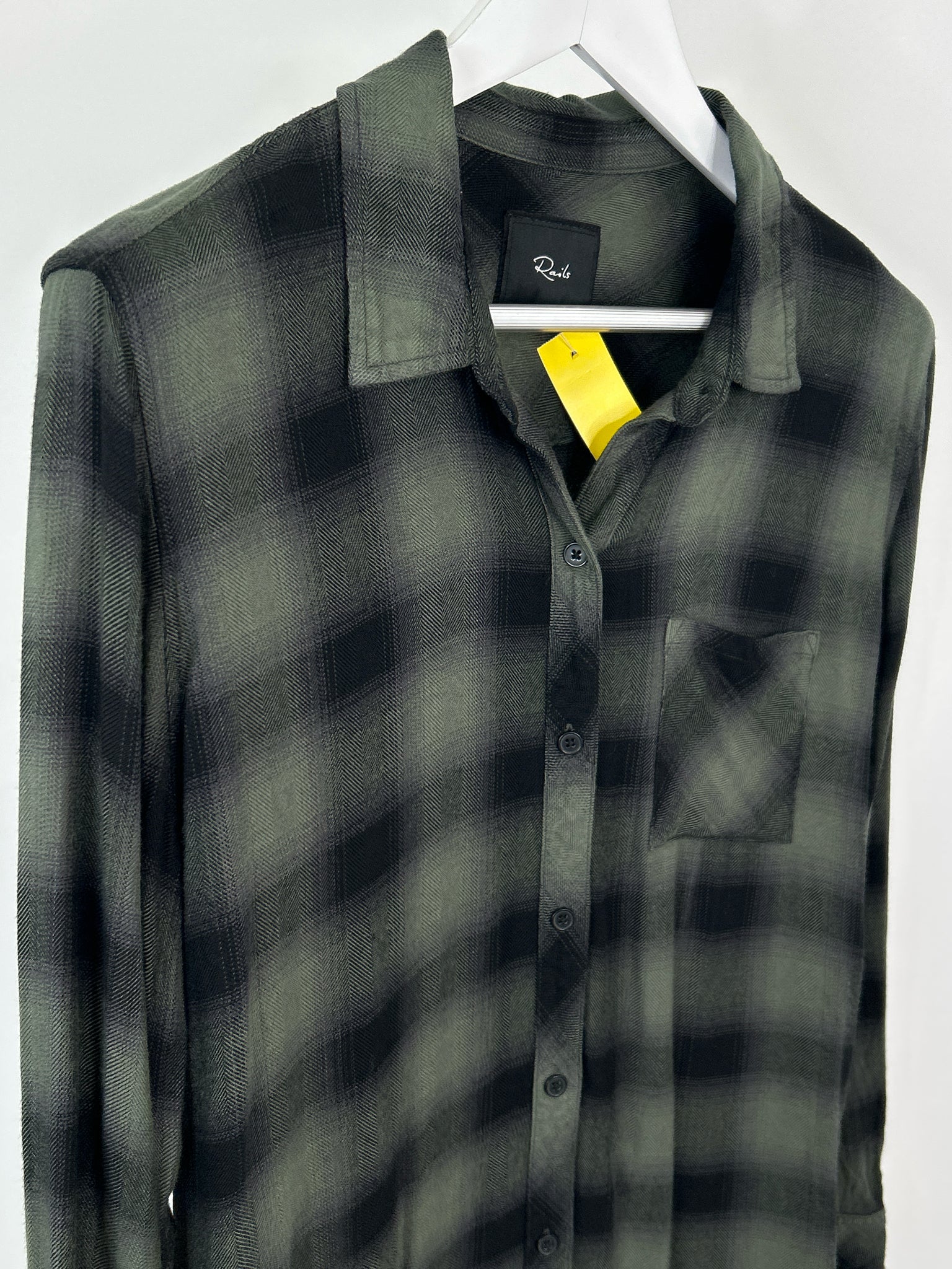 RAILS Size L Green Plaid Women Blouse