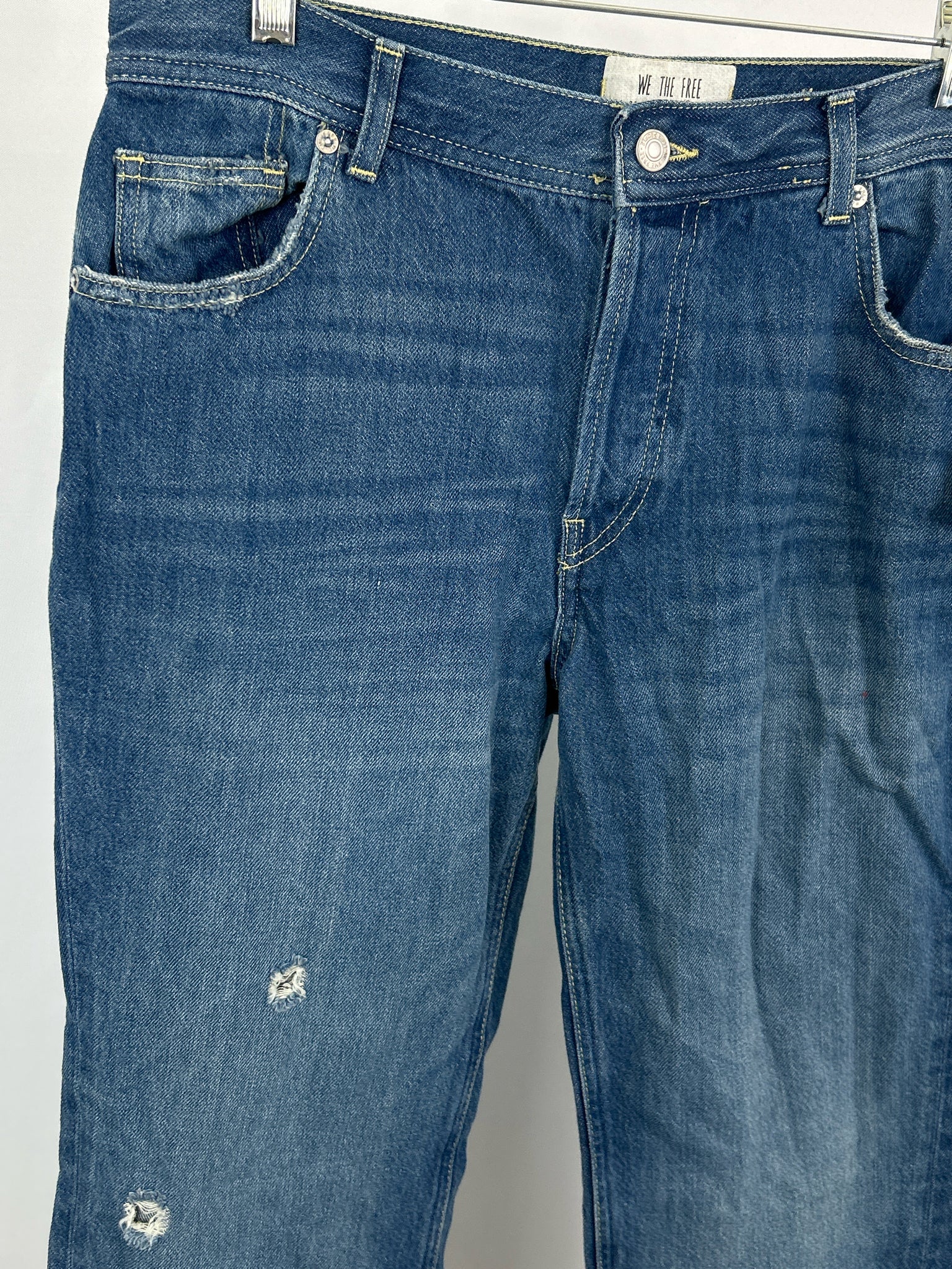 WE THE FREE NWT Size 8/29 BLUE DENIM Women jeans