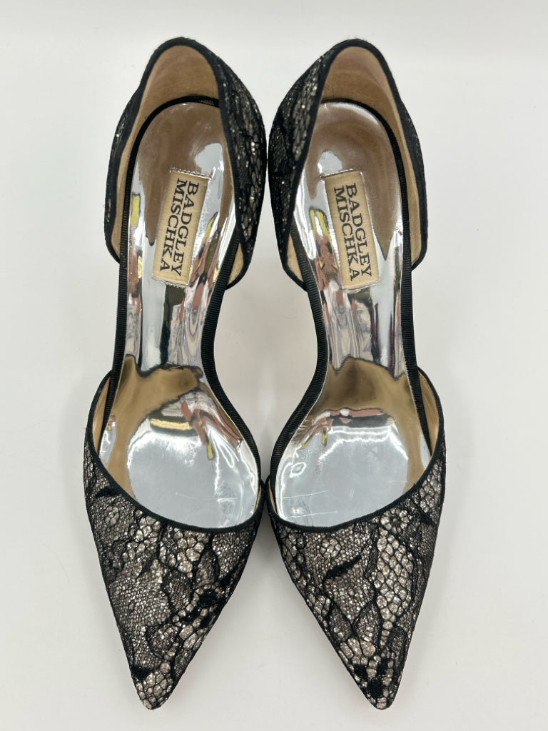 BADGLEY MISCHKA Women Size 8.5 Black and Silver Pumps