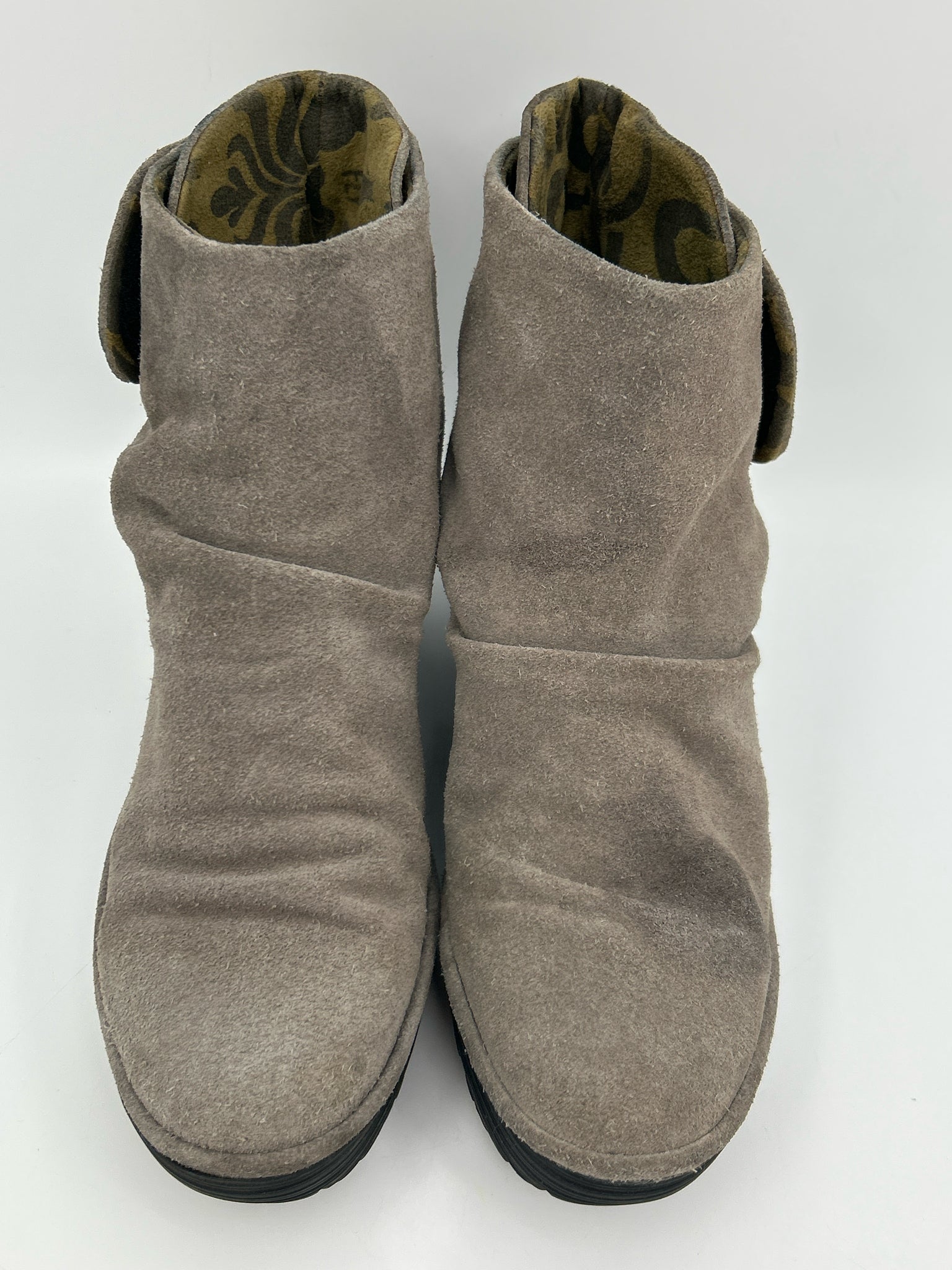 FLY LONDON Size 38 GRAY AND BLACK Women Booties