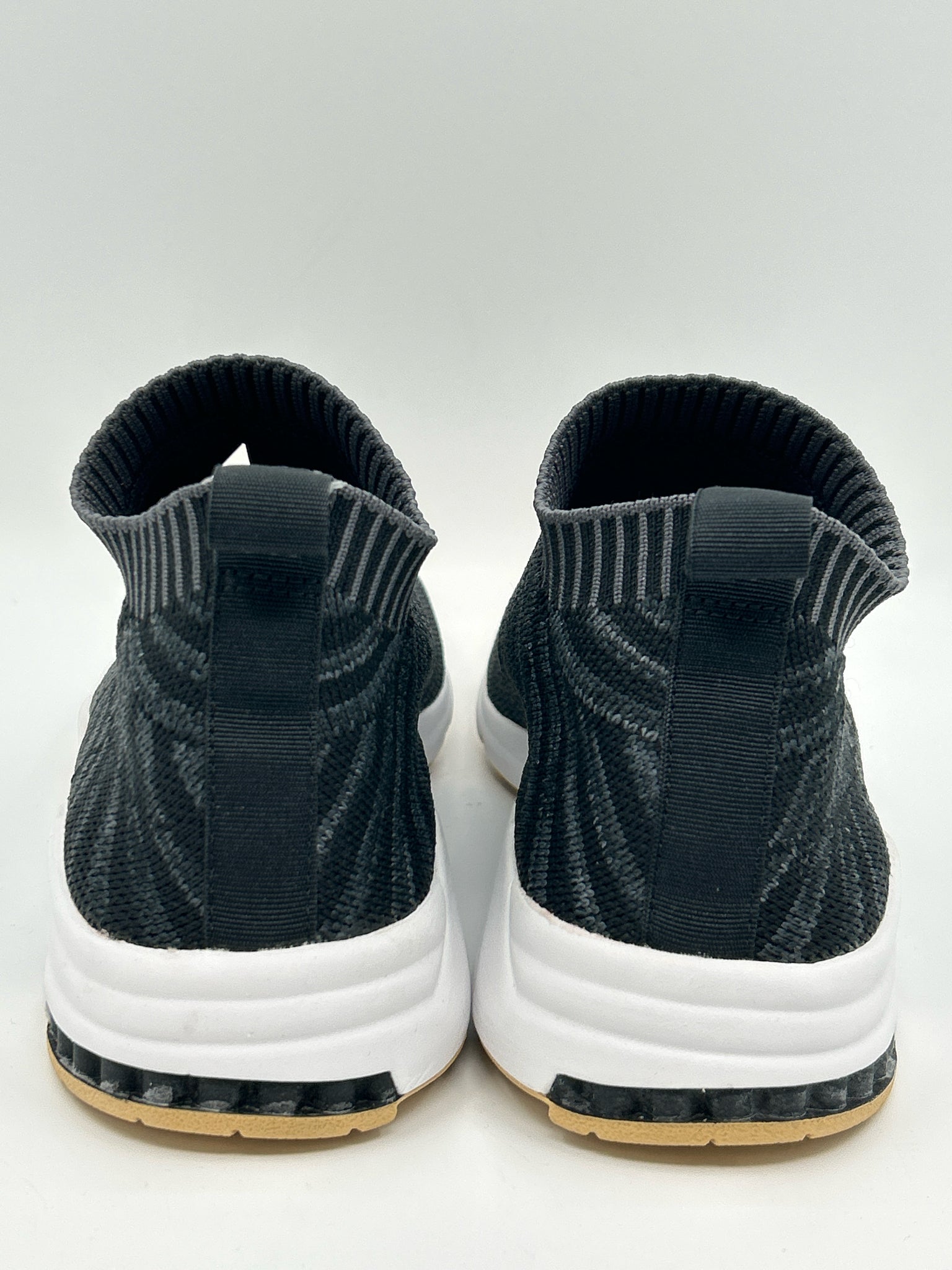 ADIDAS Size 9 black and grey Women Sneakers