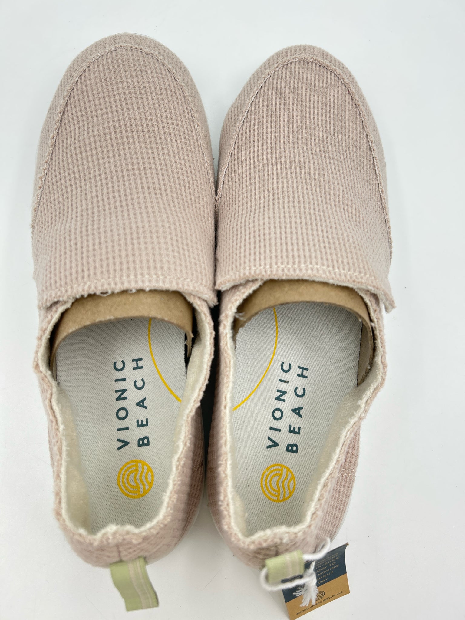 Vionic Beach Size 8.5 Cream Women Sneakers