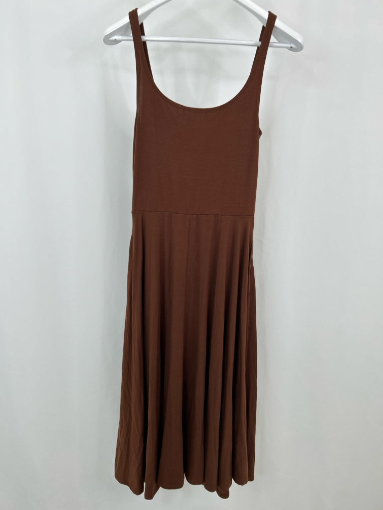 QUINCE Women Size S Brown Dress