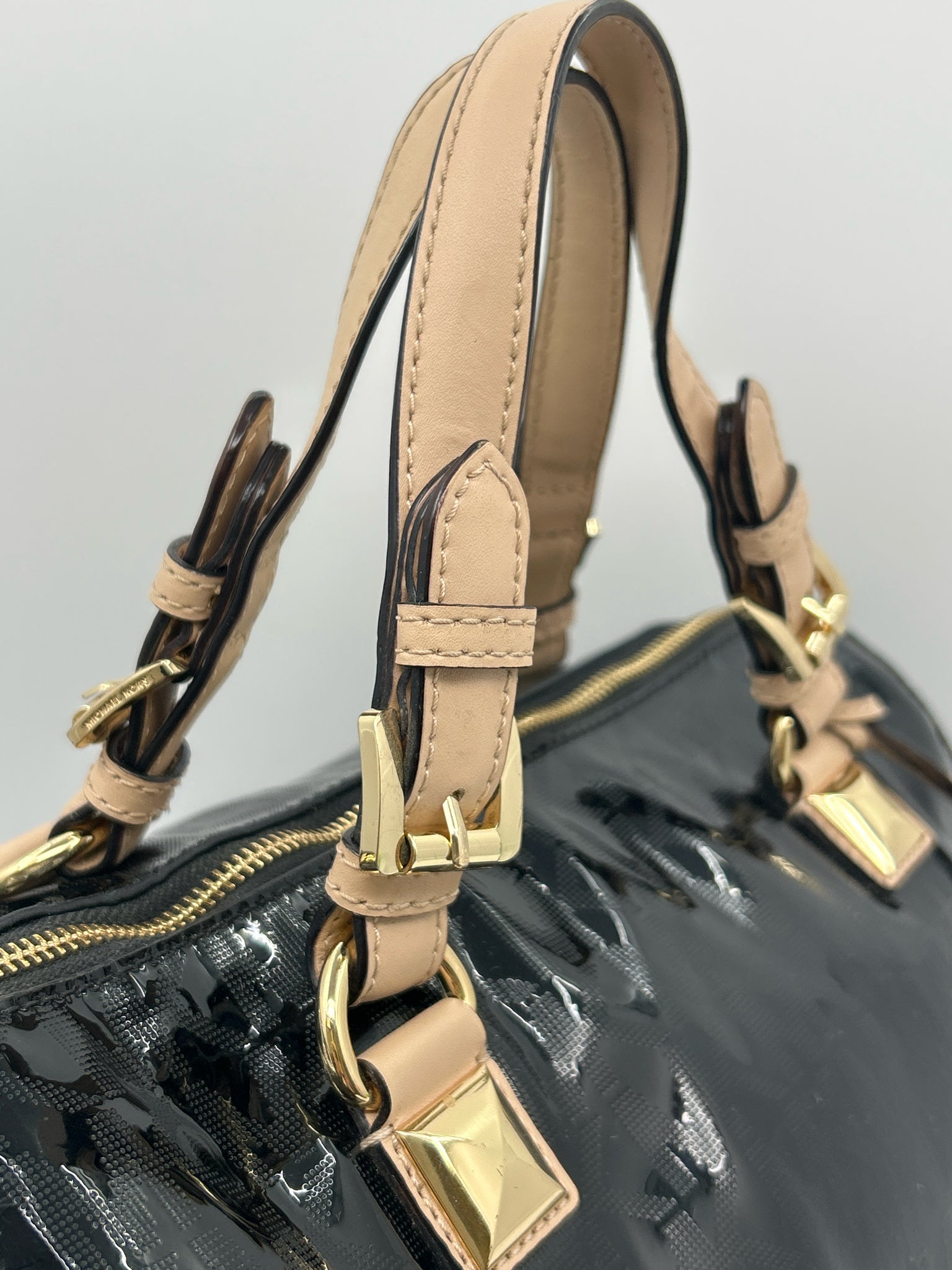 MICHAEL KORS Black Women Purse