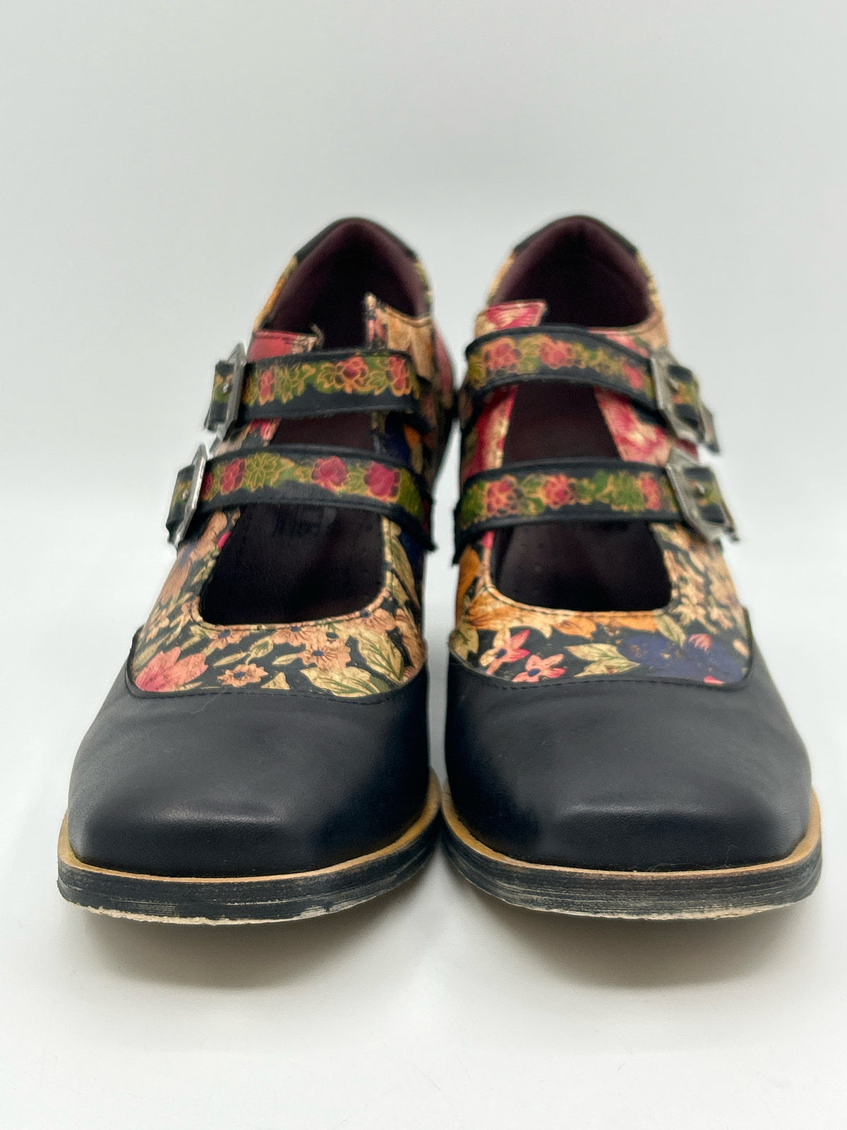 L'ARTISTE Size 8M Brown floral Women Booties