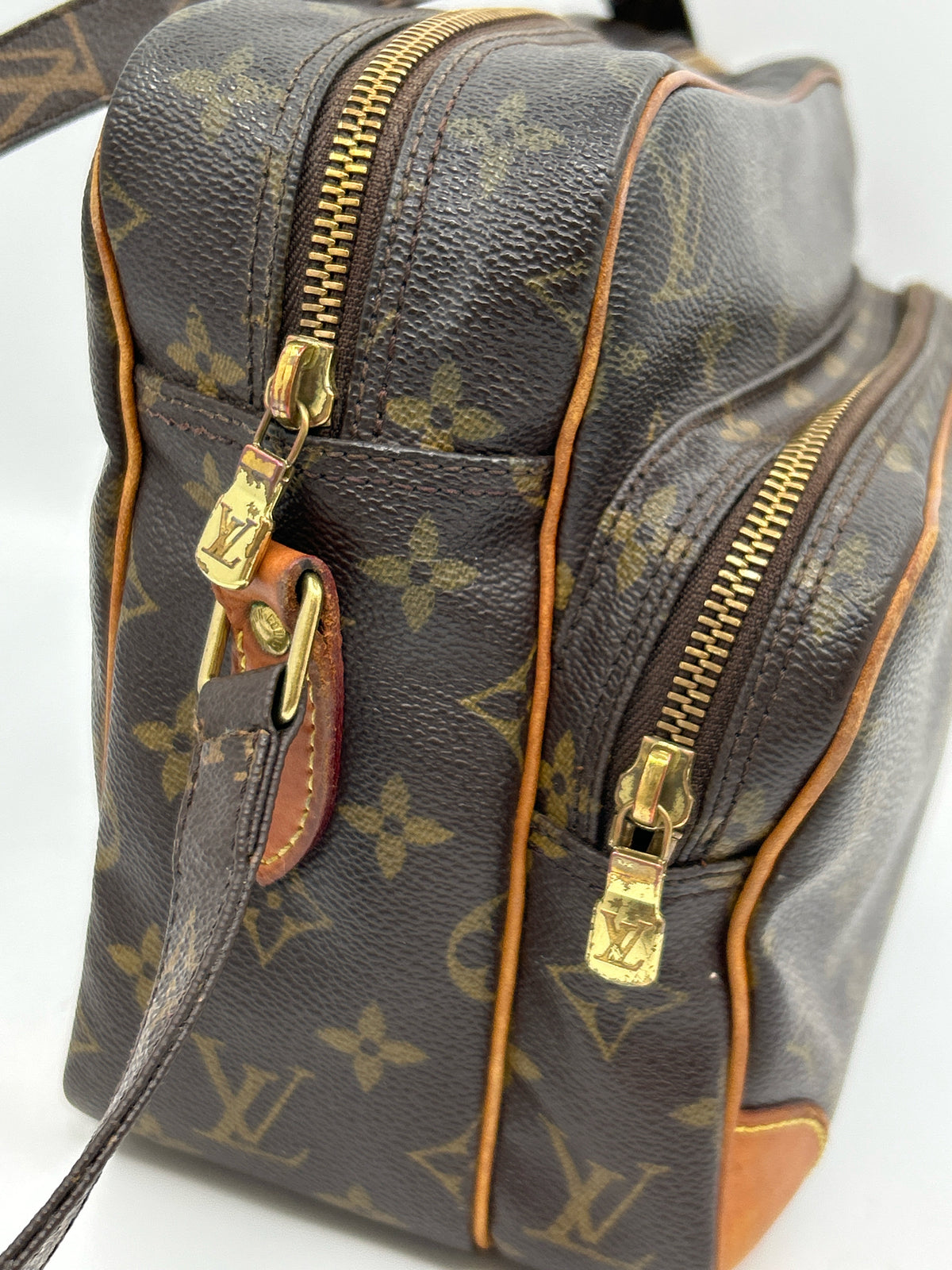 LOUIS VUITTON BROWN MONOGRAM Women Purse