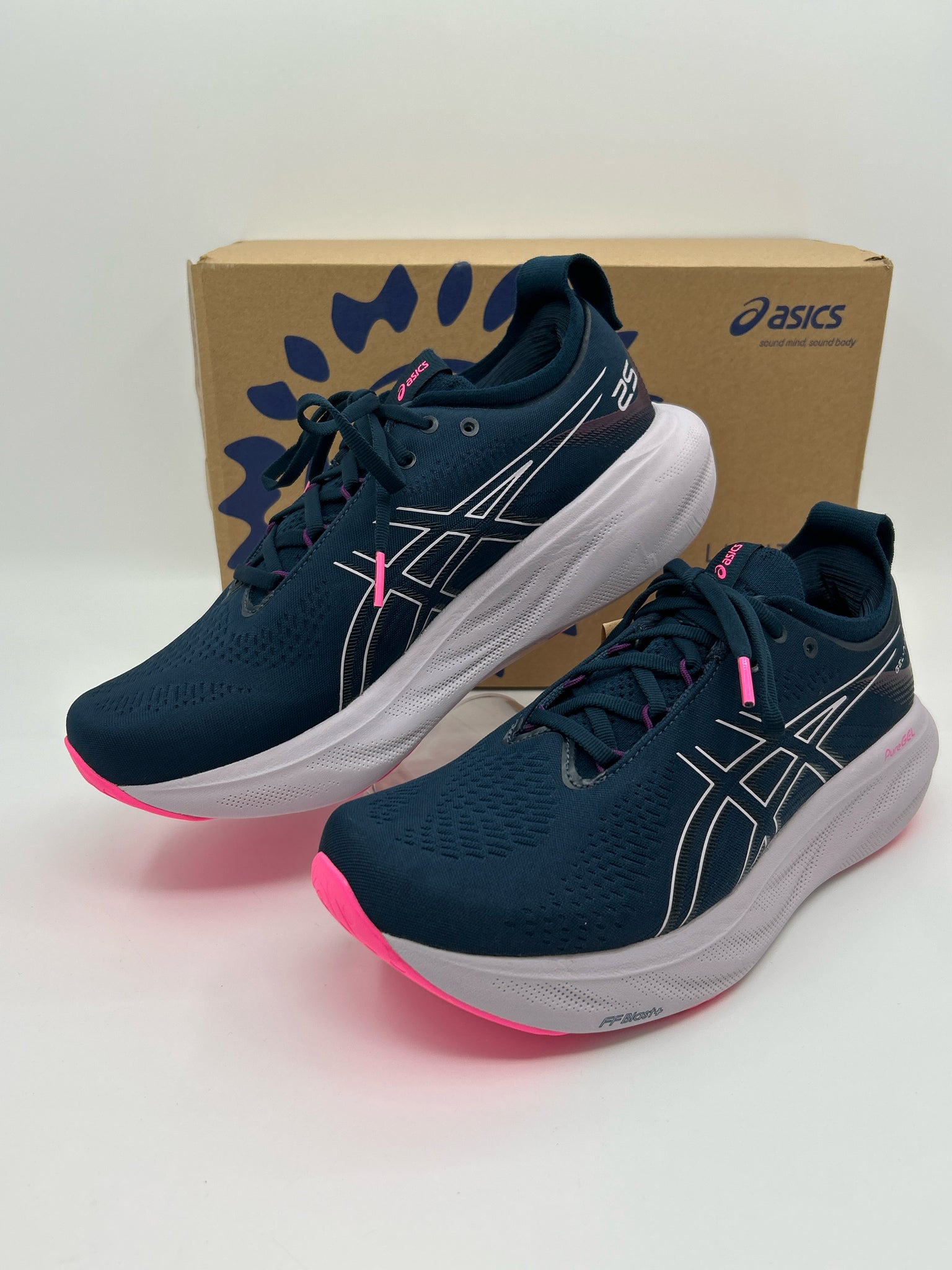 ASICS NWT Size 10 Navy Women Sneakers