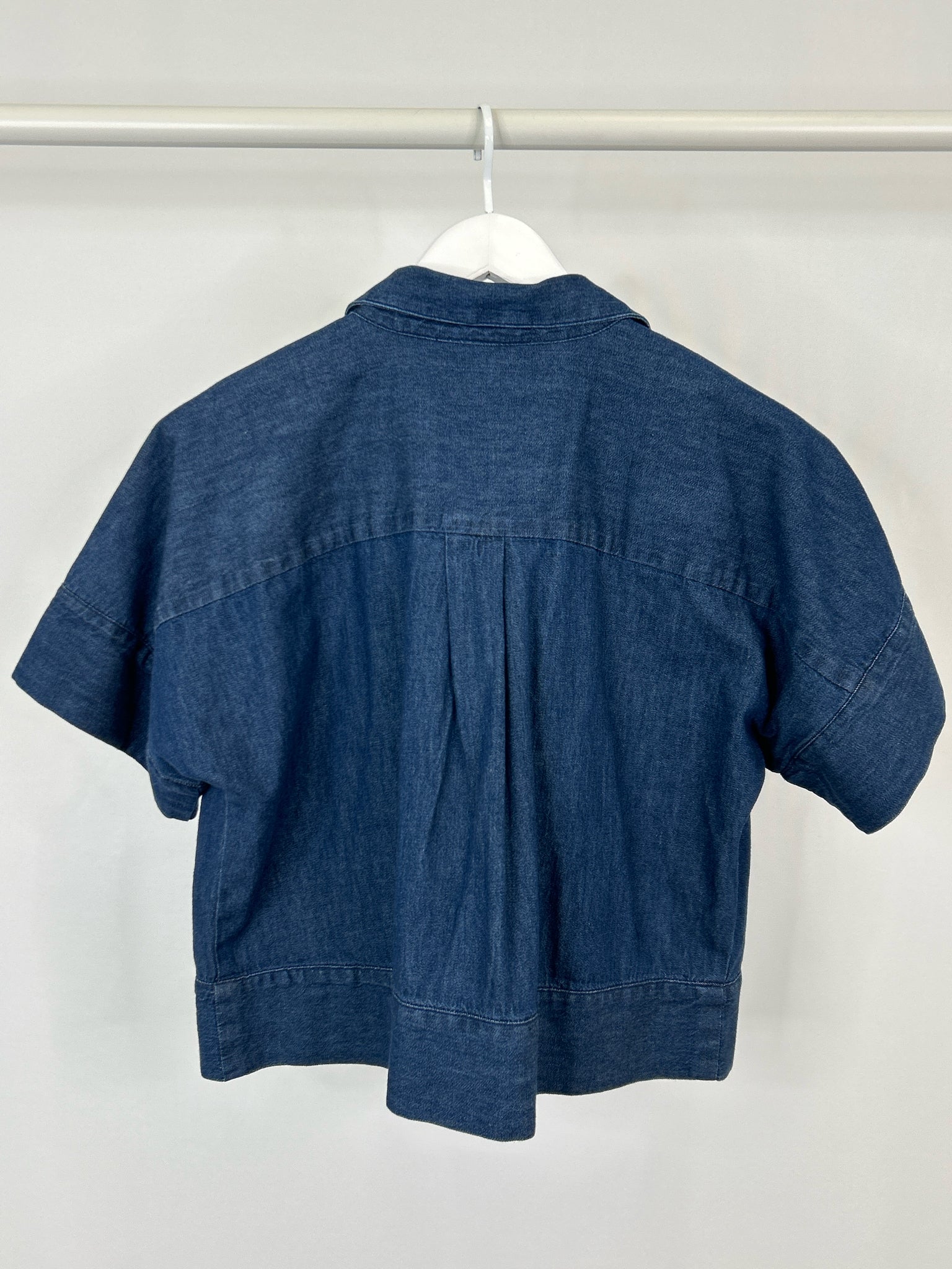 LOFT NWT Size M BLUE DENIM Women Shirt