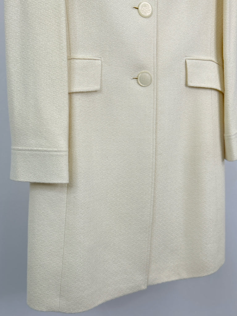 TAHARI Women Size 8 Cream Coat