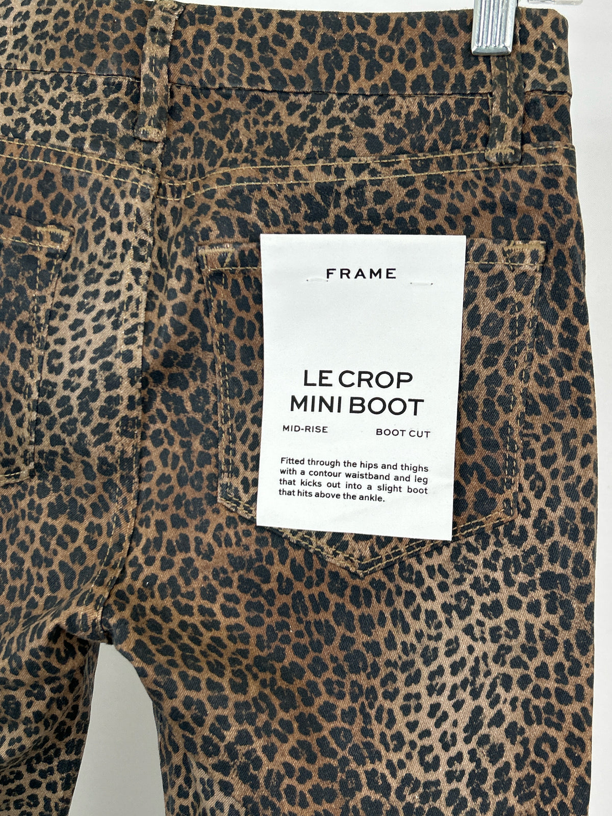 FRAME NWT Size 2/26 Animal Print Women jeans
