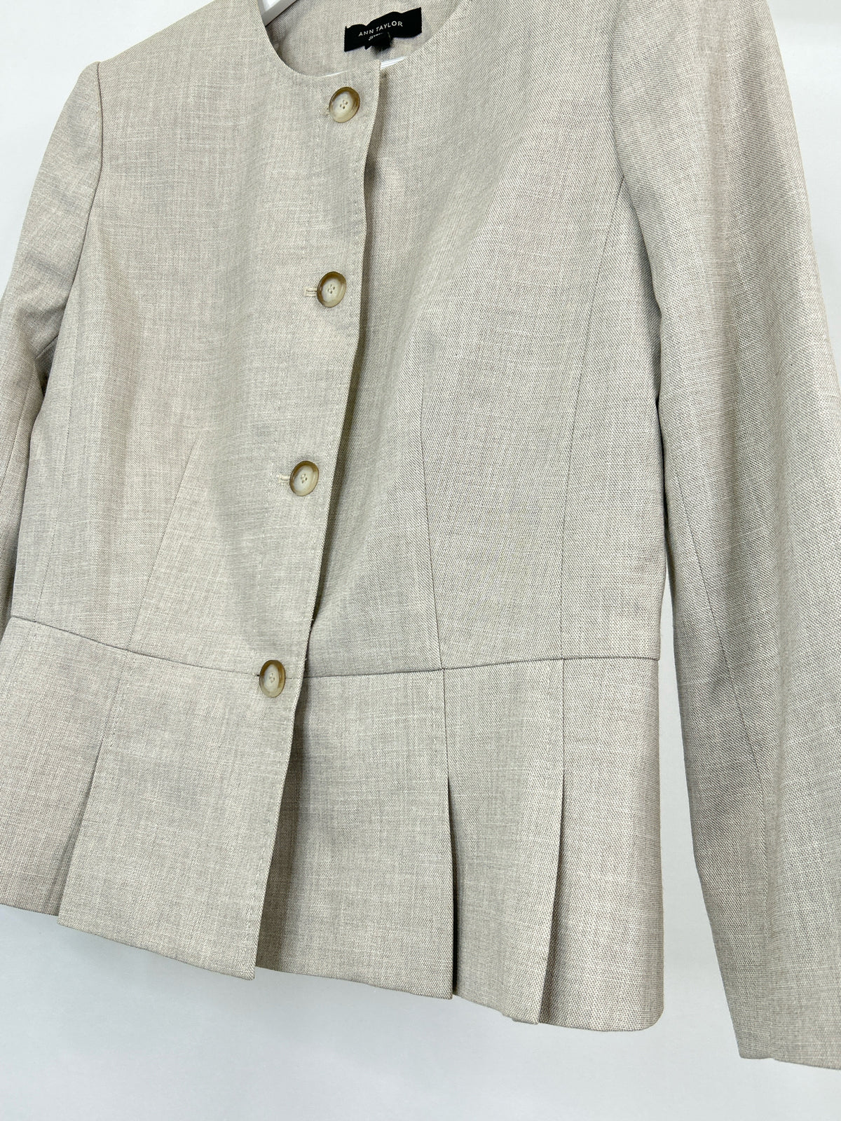ANN TAYLOR Size 8 Light Beige Women Blazer