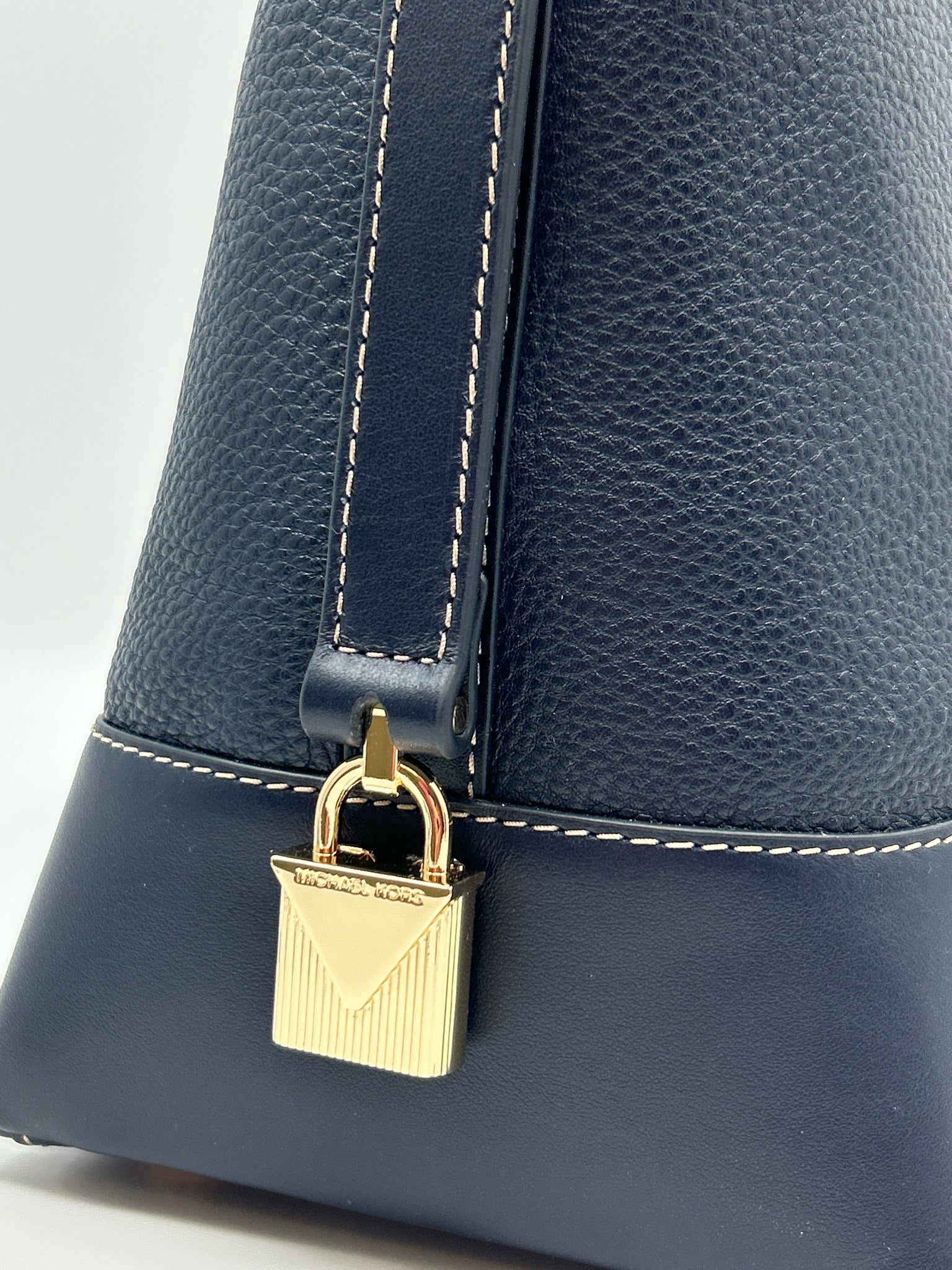 MICHAEL MICHAEL KORS Navy Women Purse NWT