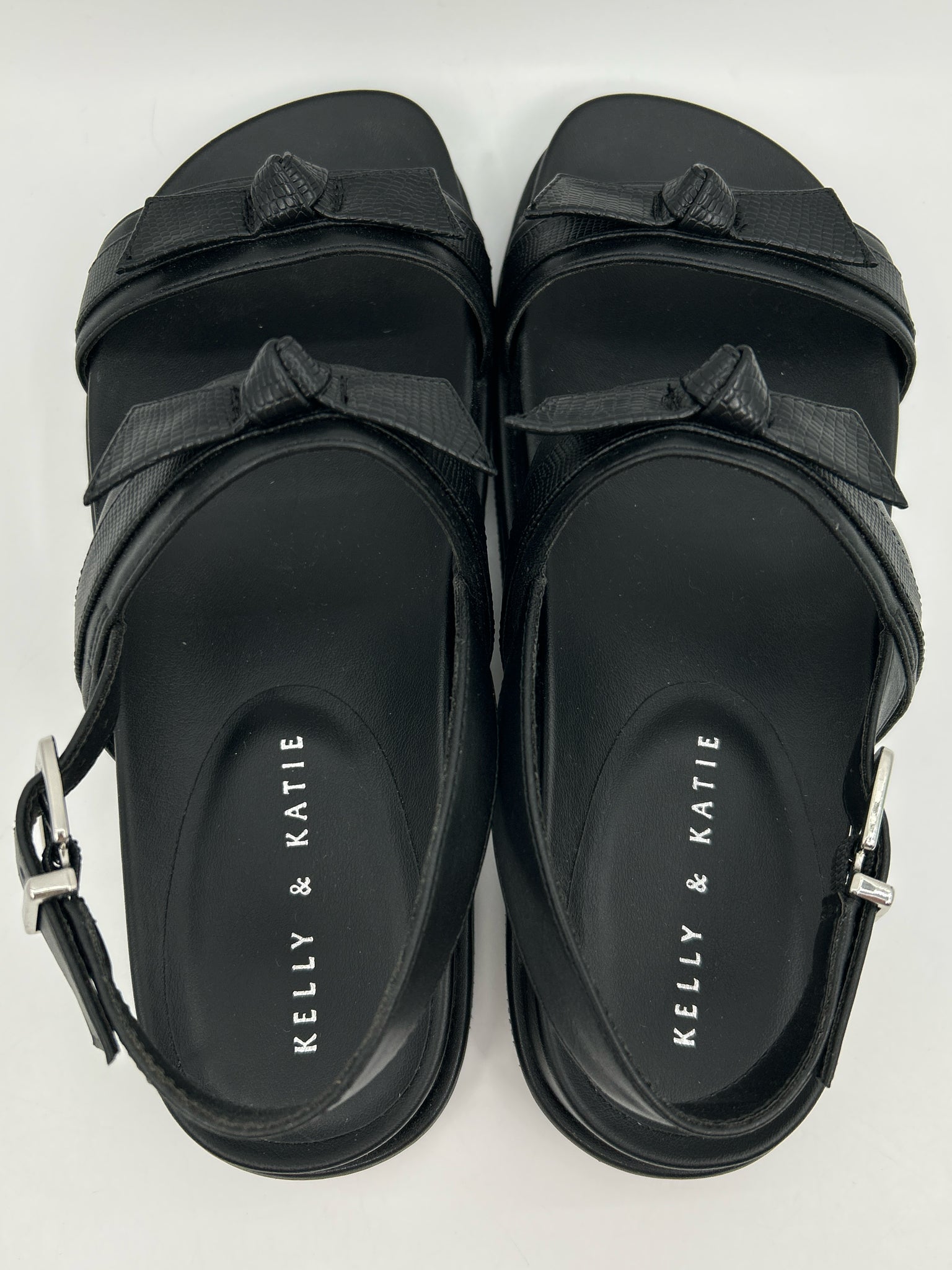 KELLY & KATIE Size 8.5M Black Women Sandal