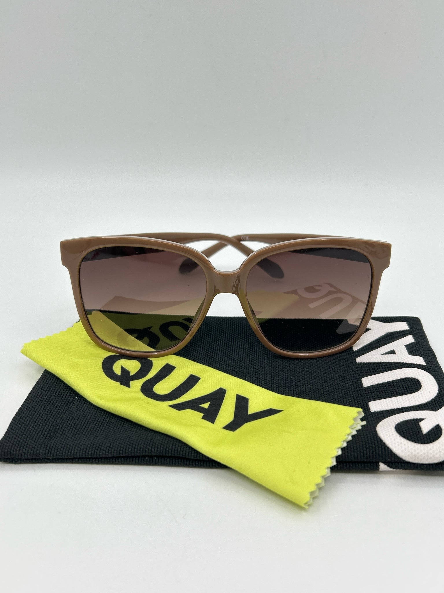 QUAY Brown Sunglasses