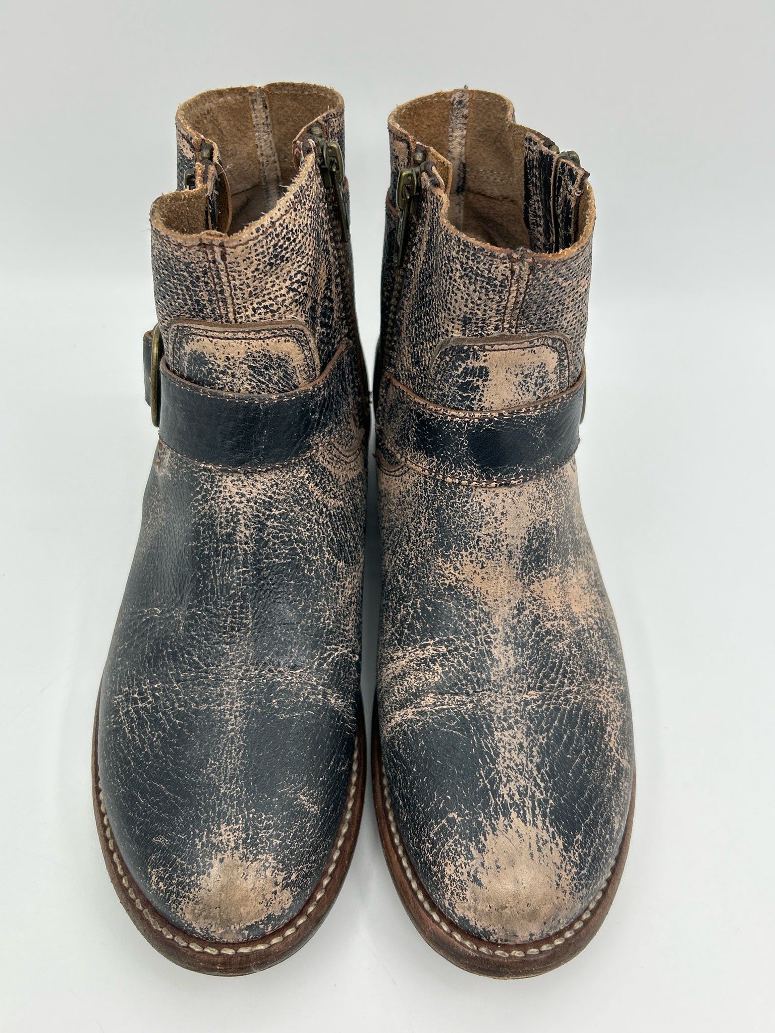 BED STU Size 6.5 Black & Beige Women Booties