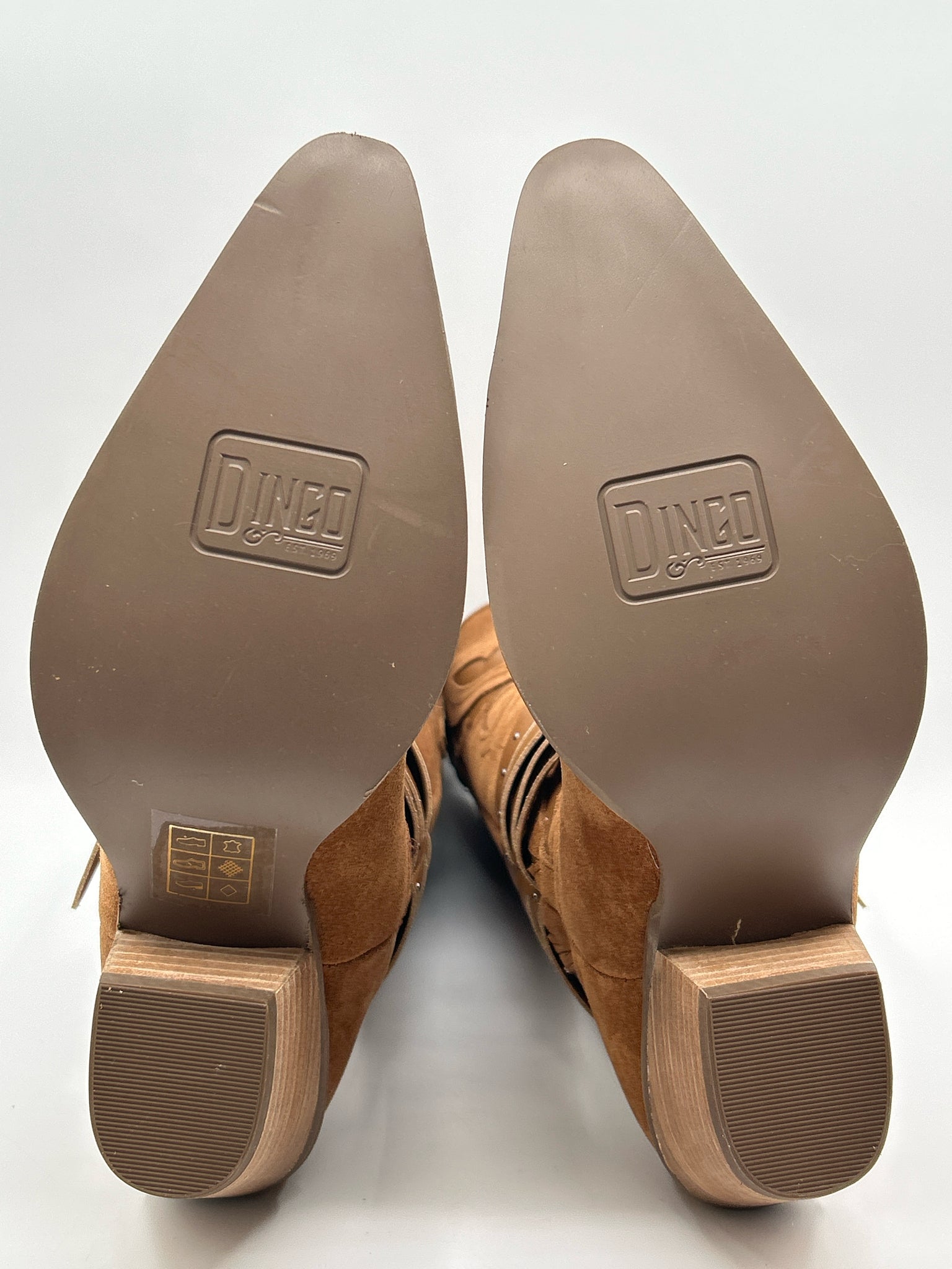 DINGO Size 7.5M Brown Women Boots NIB