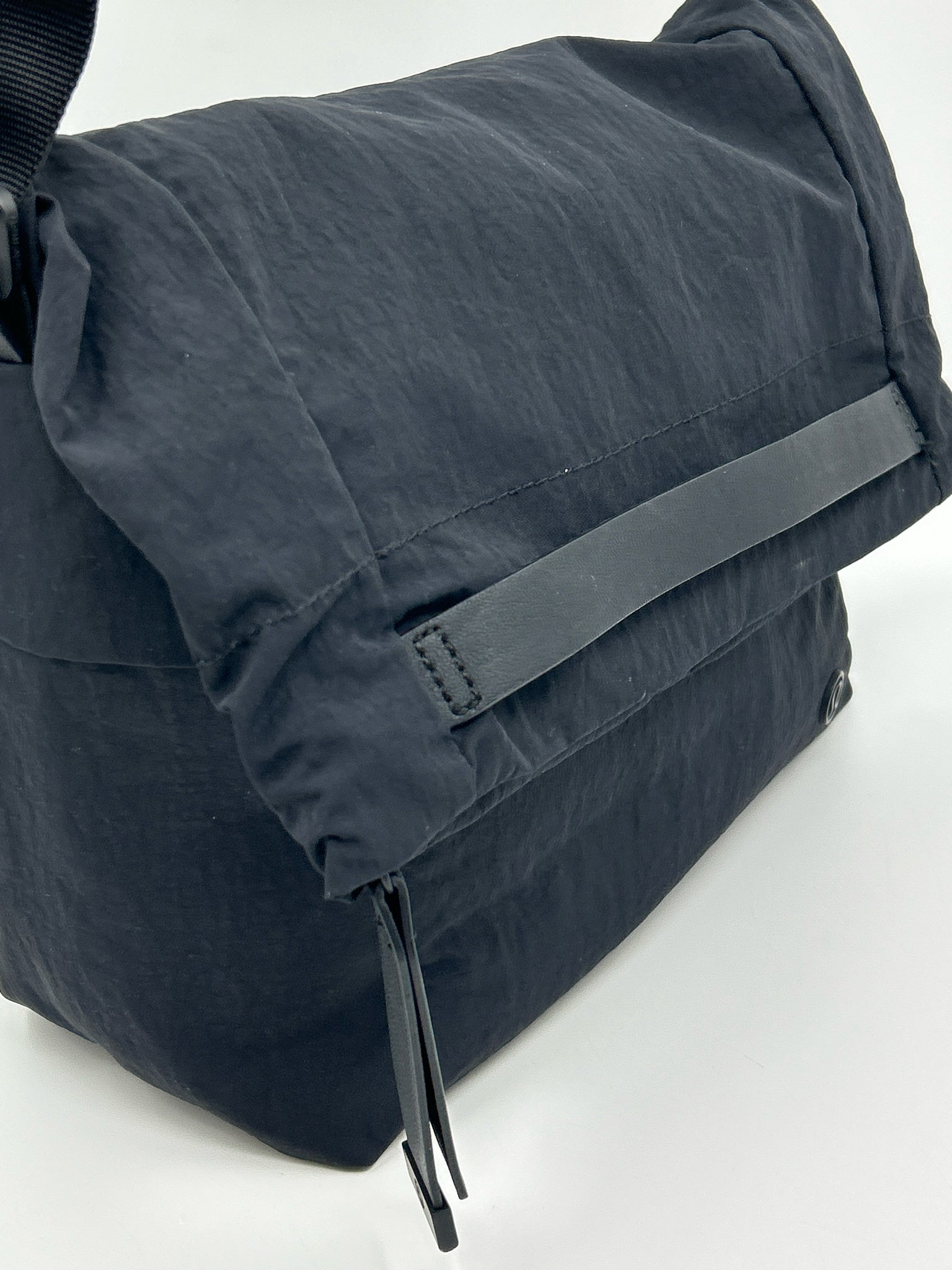 LULULEMON Black Women Purse