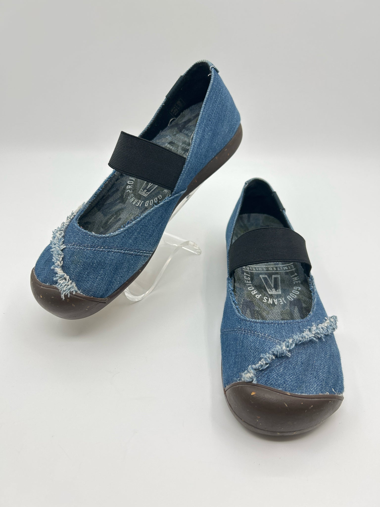 KEEN Size 8.5 DENIM Women Flats