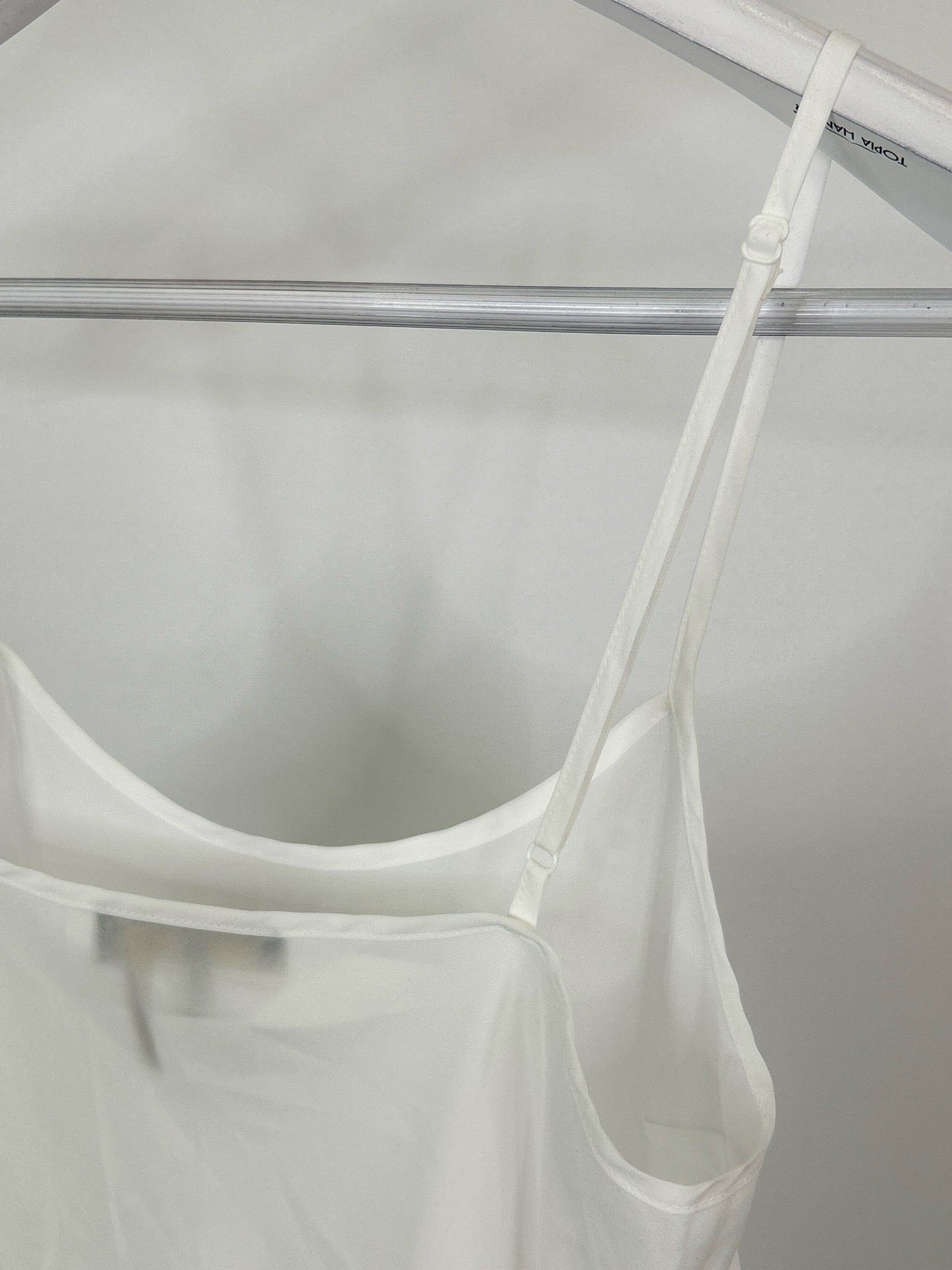 DONNA KARAN NWT Size 4 White Women Dress
