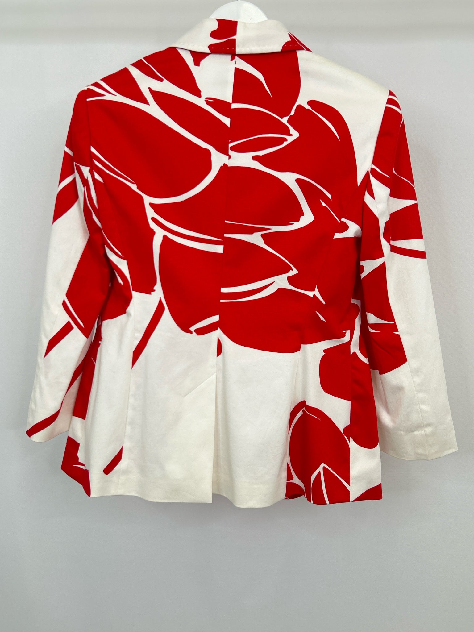 ESCADA Size 40 red & white Women Blazer