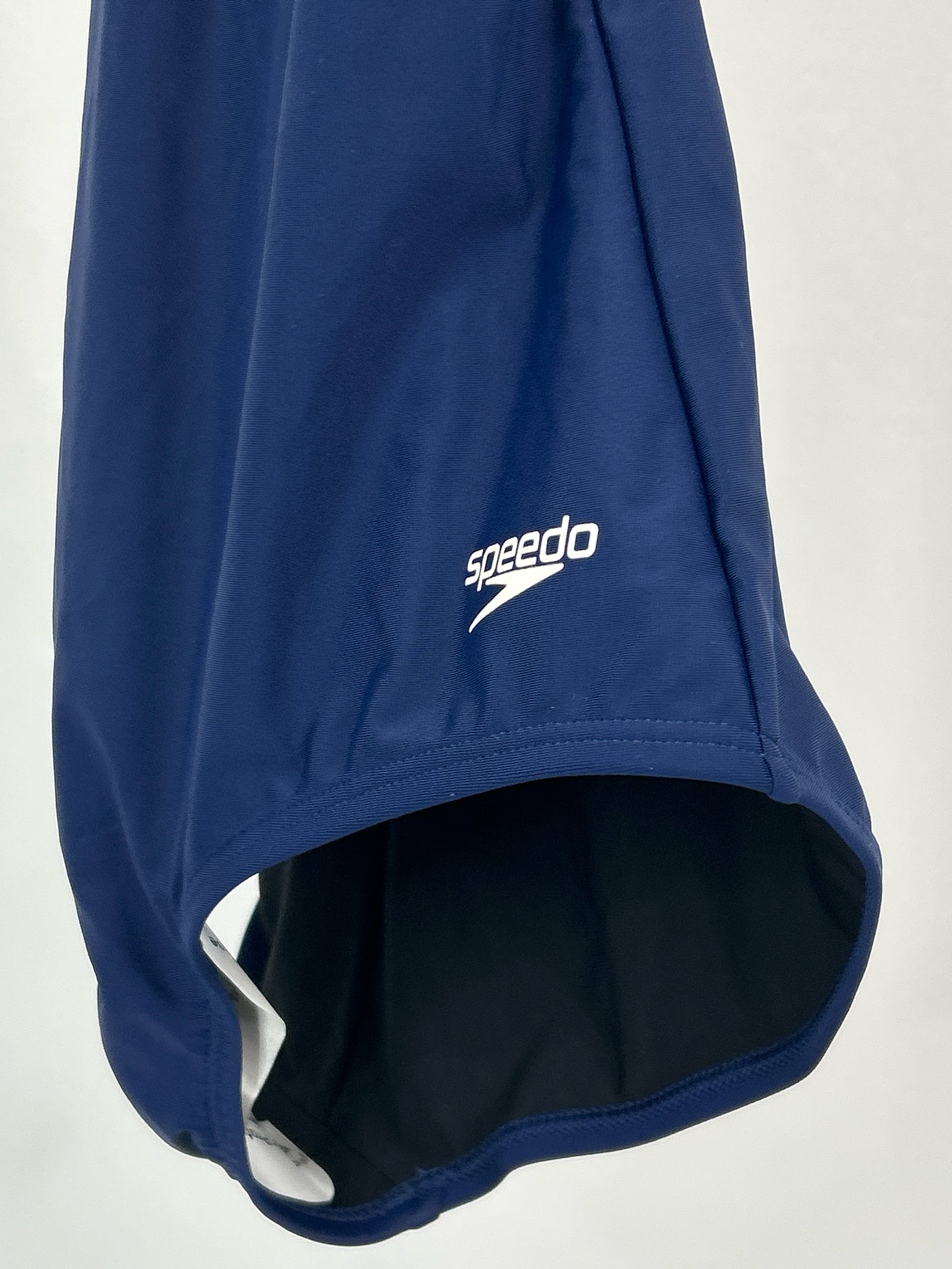 SPEEDO Size 6 Navy Women Swimwear NWT