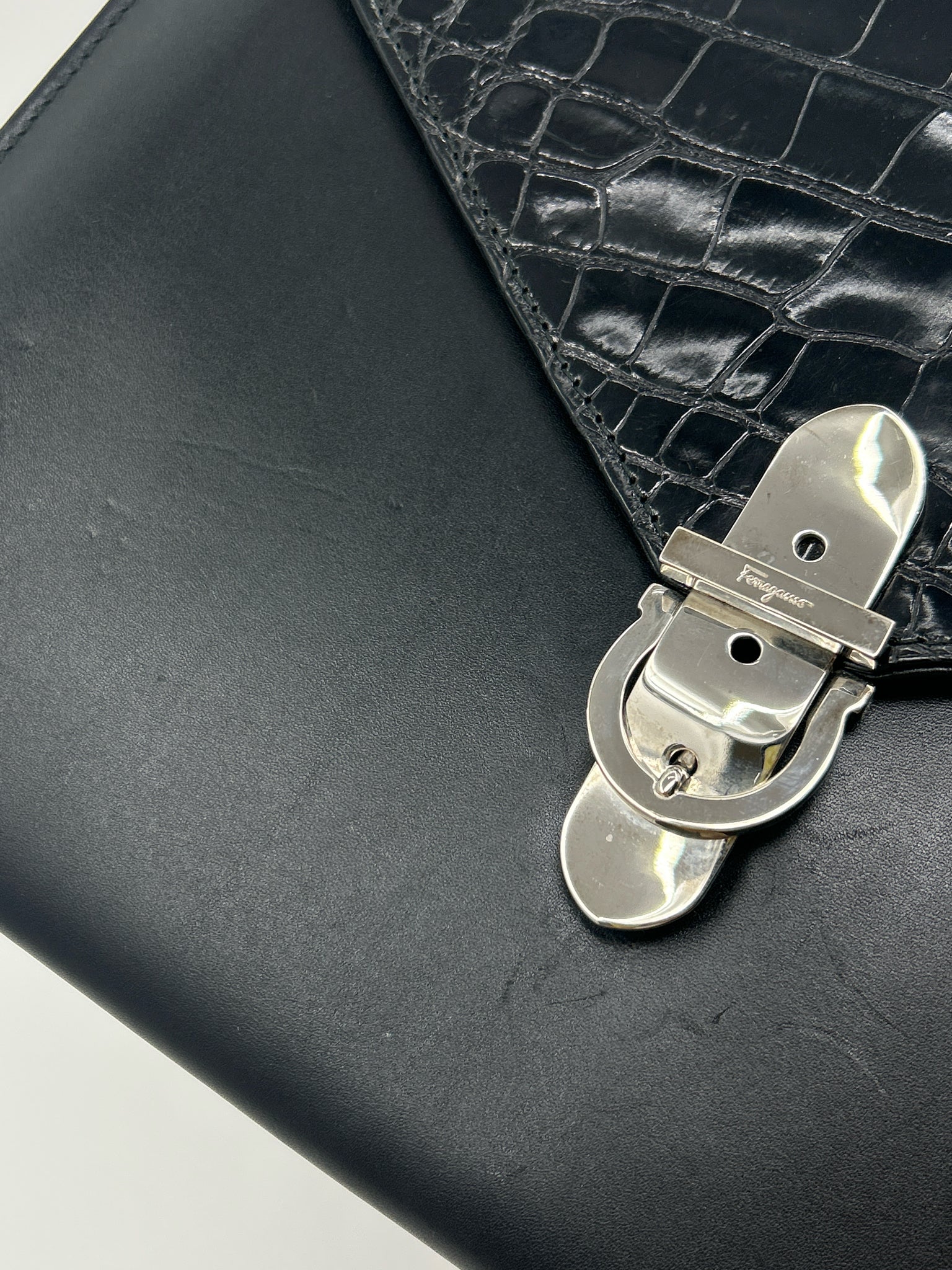 SALVATORE FERRAGAMO Black Women Clutch