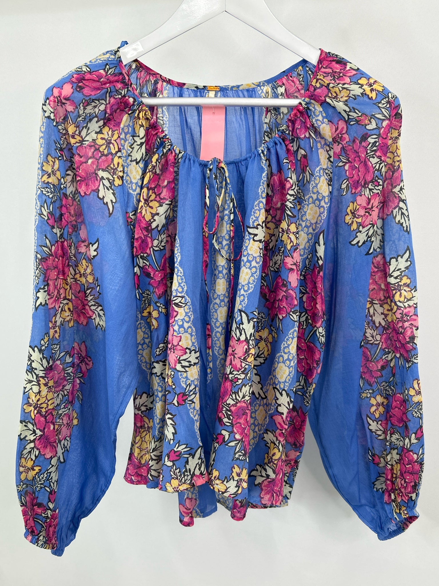 FREE PEOPLE Size M Blue floral Women Top